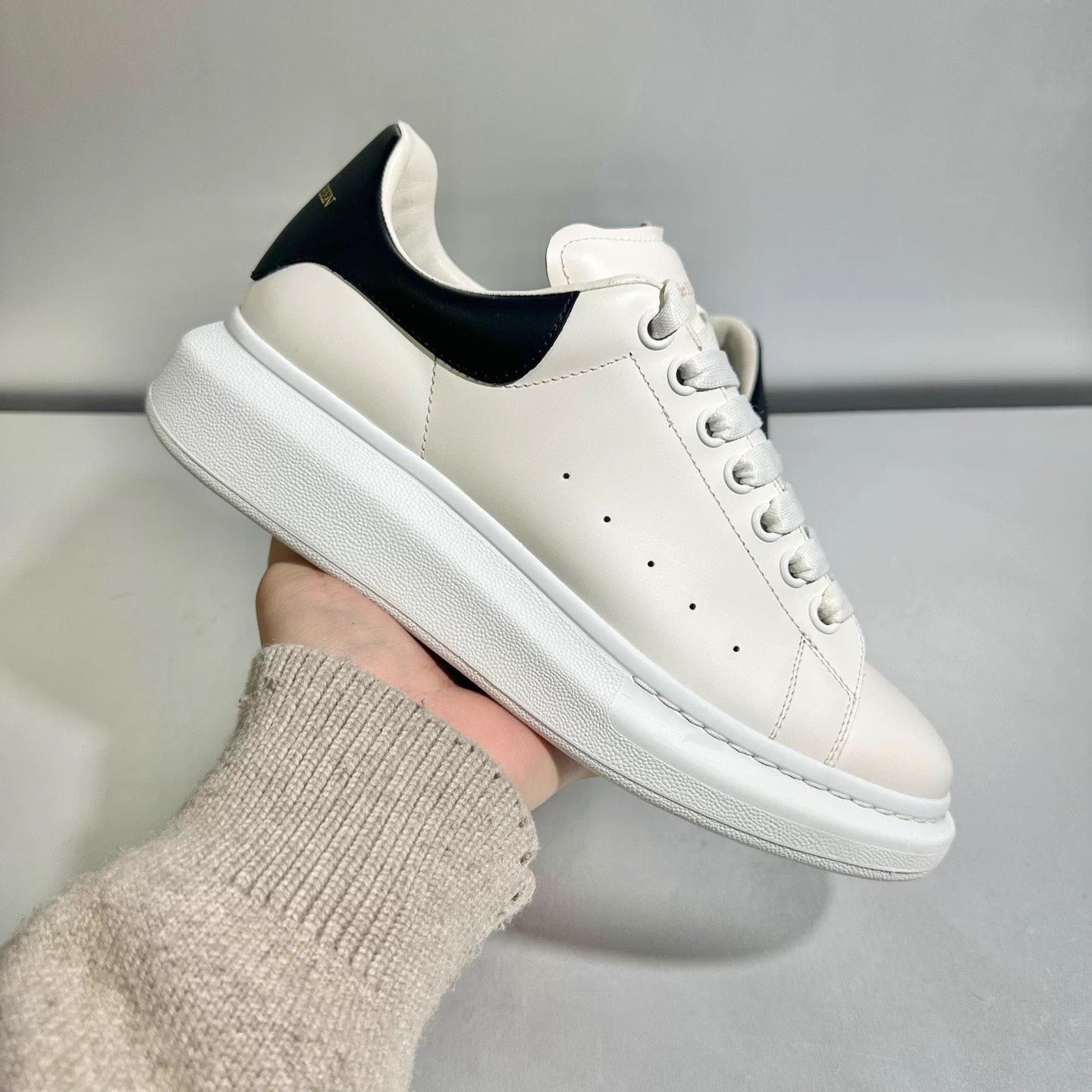 Alexander McQueen Alexander McQueen black toe skate shoes 41 excellent Size US 9 / EU 42 - 8 Thumbnail