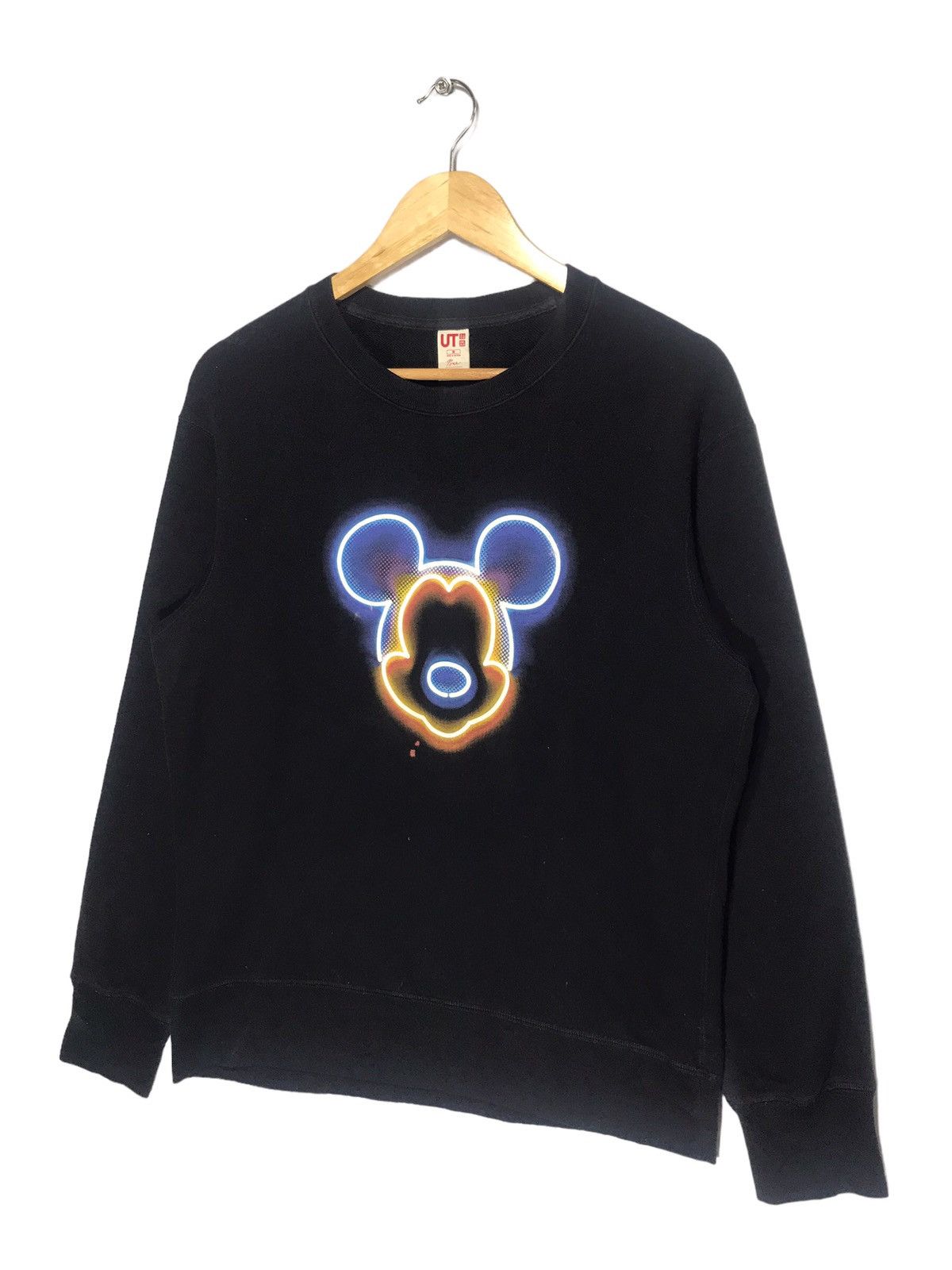 Disney × Mickey Mouse × Uniqlo 🔥Mickey Neon Logo Crewneck Sweatshirt Size US M / EU 48-50 / 2 - 2 Thumbnail