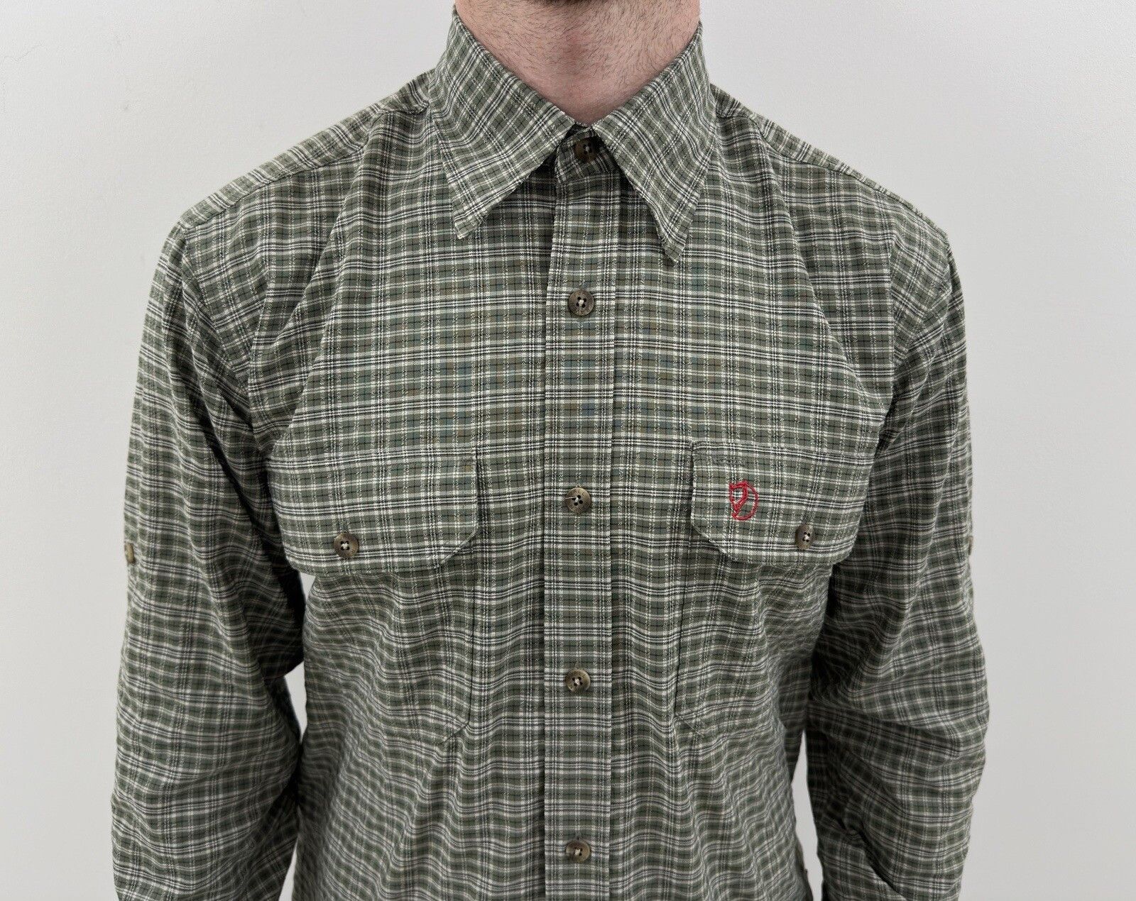Fjallraven Fjallraven Men's Vintage Check Shirt Buttons Outdoor Hiking Size US S / EU 44-46 / 1 - 3 Thumbnail