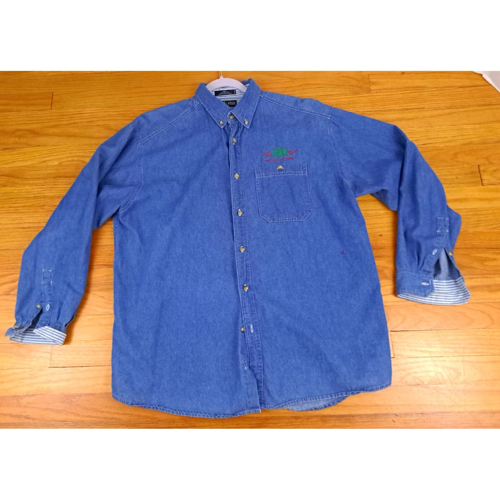 Vintage Luna Pier Festival of Trees Blue Jean Full Button Embroidered Shirt XL Unisex Adults Long Sleeve Denim Button-Up 33in Size US XL / EU 56 / 4 - 2 Thumbnail