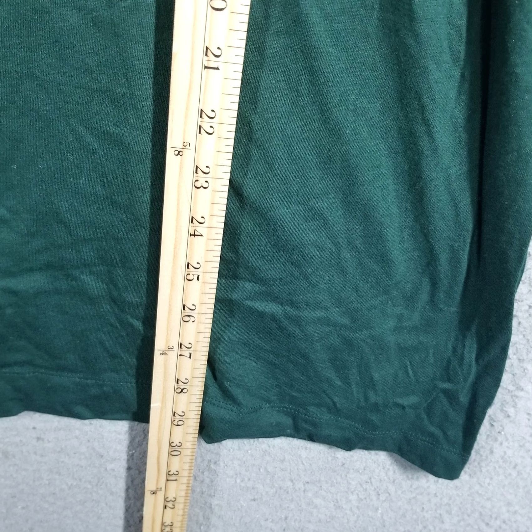 Nike Nike Shirt Mens L Green Swoosh Logo The Nike Tee Long Sleeve Cotton Size US L / EU 52-54 / 3 - 5 Thumbnail