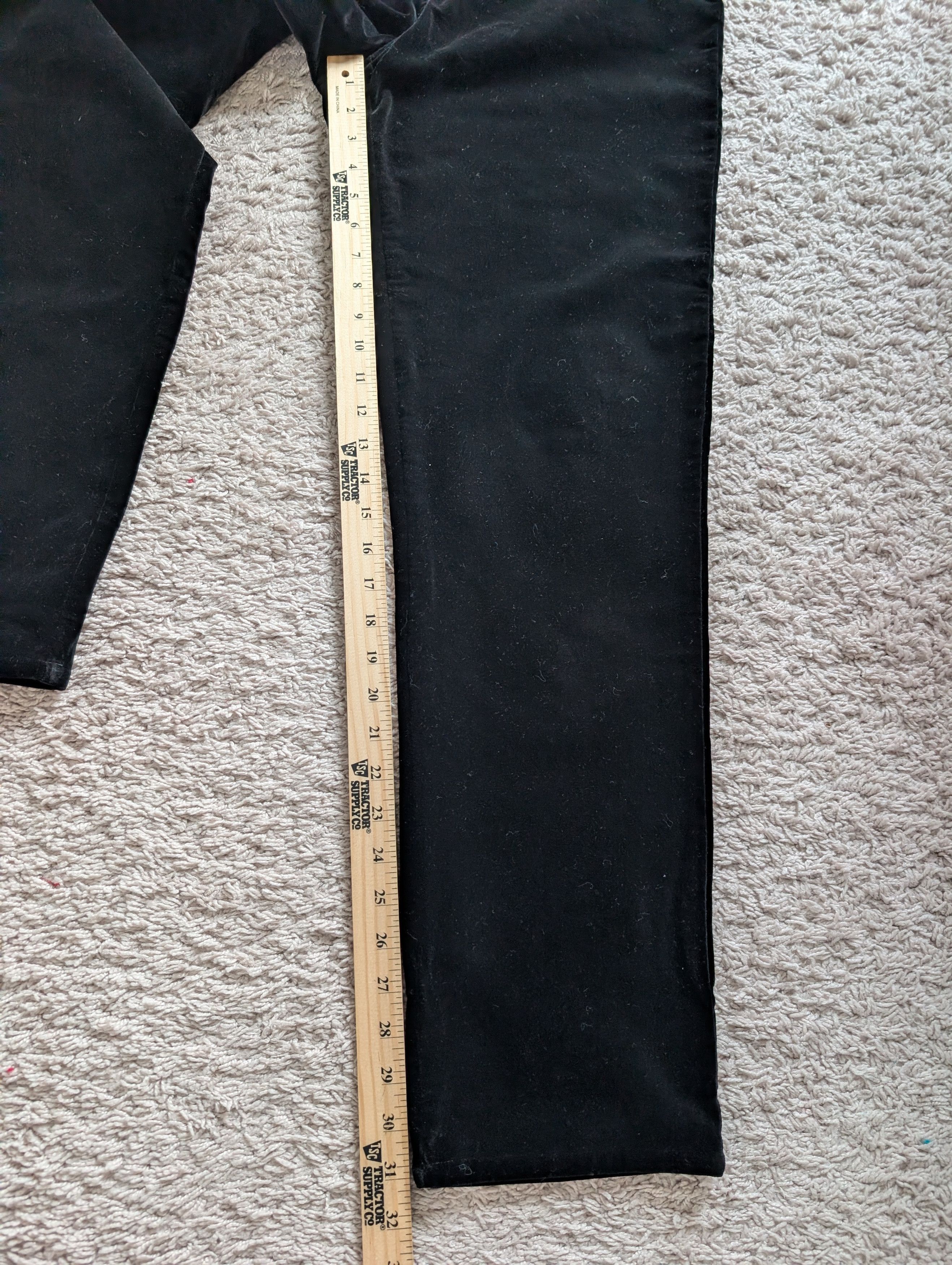 St. John St. John Sport Marie Gray Velvet Straight Leg Pants Size 30" / US 8 / IT 44 - 10 Thumbnail