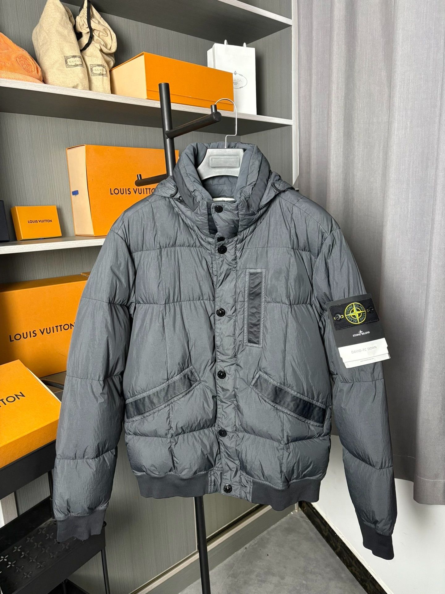 Stone Island Stone Island Down Black Heavy Coat XL Men Size US XL / EU 56 / 4 - 1 Thumbnail