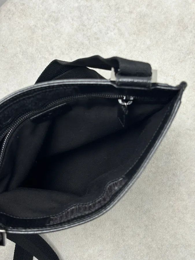 Gucci SS2003 Gucci Black Canvas Monogram Crossbody Bag Size ONE SIZE - 12 Thumbnail