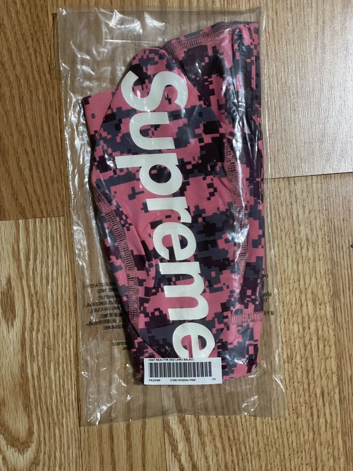 Supreme Heat Reactive Digi Camo Balaclava Pink