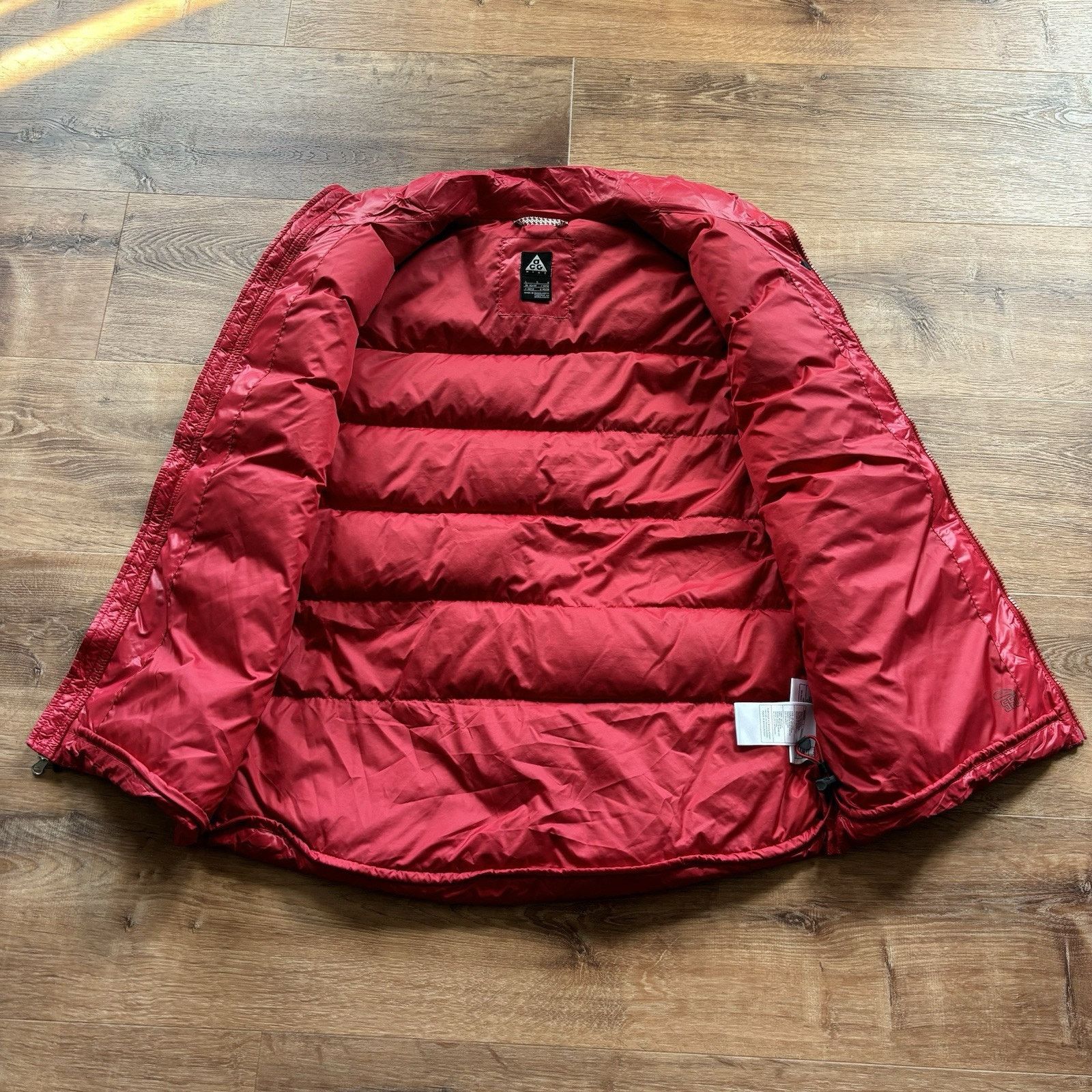 Nike ACG Vintage Nike ACG Down Puffer Vest Jacket USA Olympics Red L Size US L / EU 52-54 / 3 - 4 Thumbnail