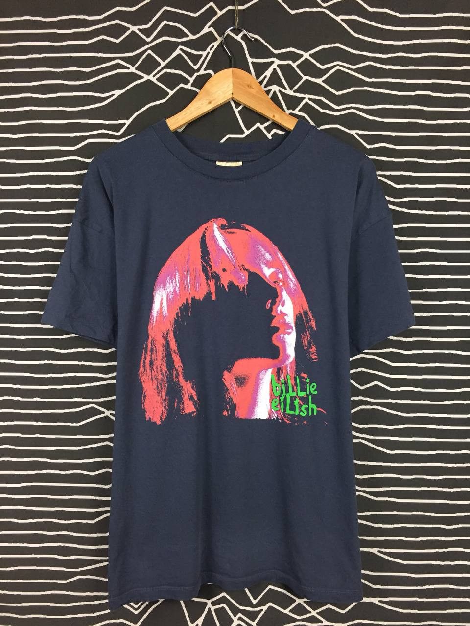 Band Tees Billie Eilish Relaxed Boyfriend Tee Size US XL / EU 56 / 4 - 1 Thumbnail