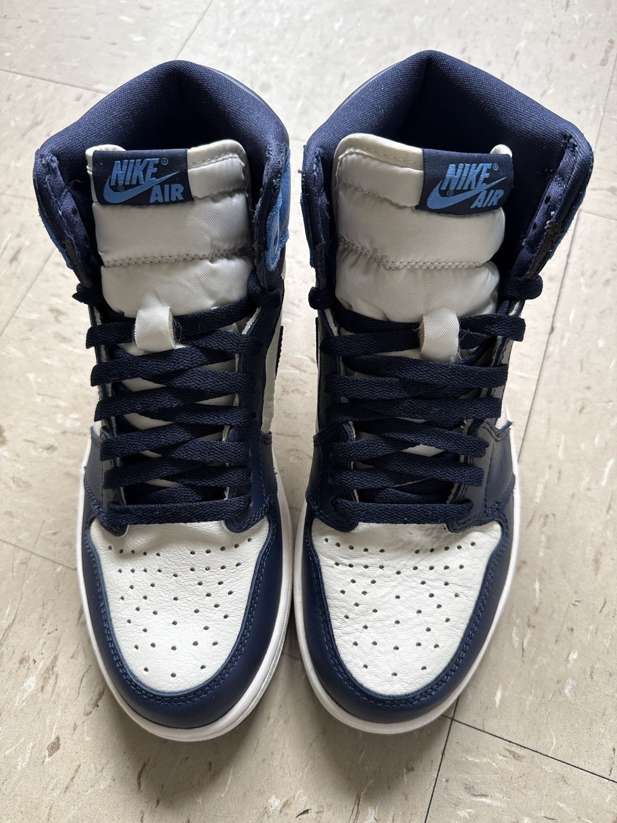 Jordan Brand Air Jordan 1 High Obsidian - 8.5M Size US 8.5 / EU 41-42 - 3 Thumbnail