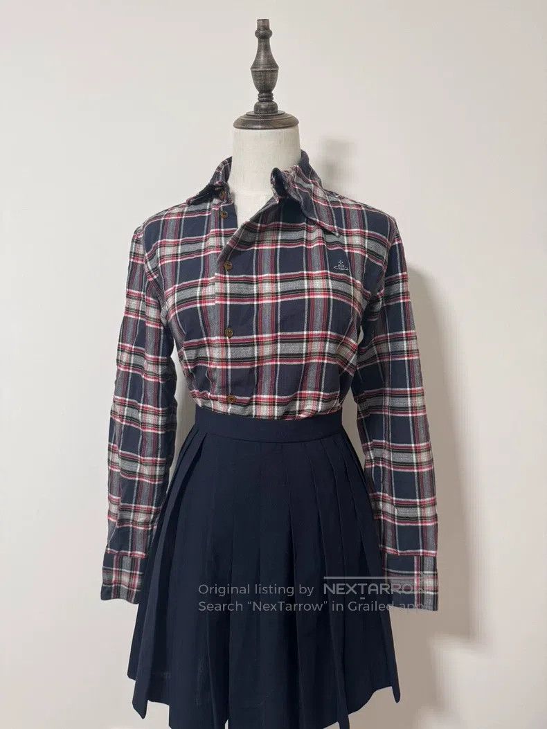 Vivienne Westwood Vivienne Westwood Retro red plaid shirt with a slanted fro Size M / US 6-8 / IT 42-44 - 1 Thumbnail