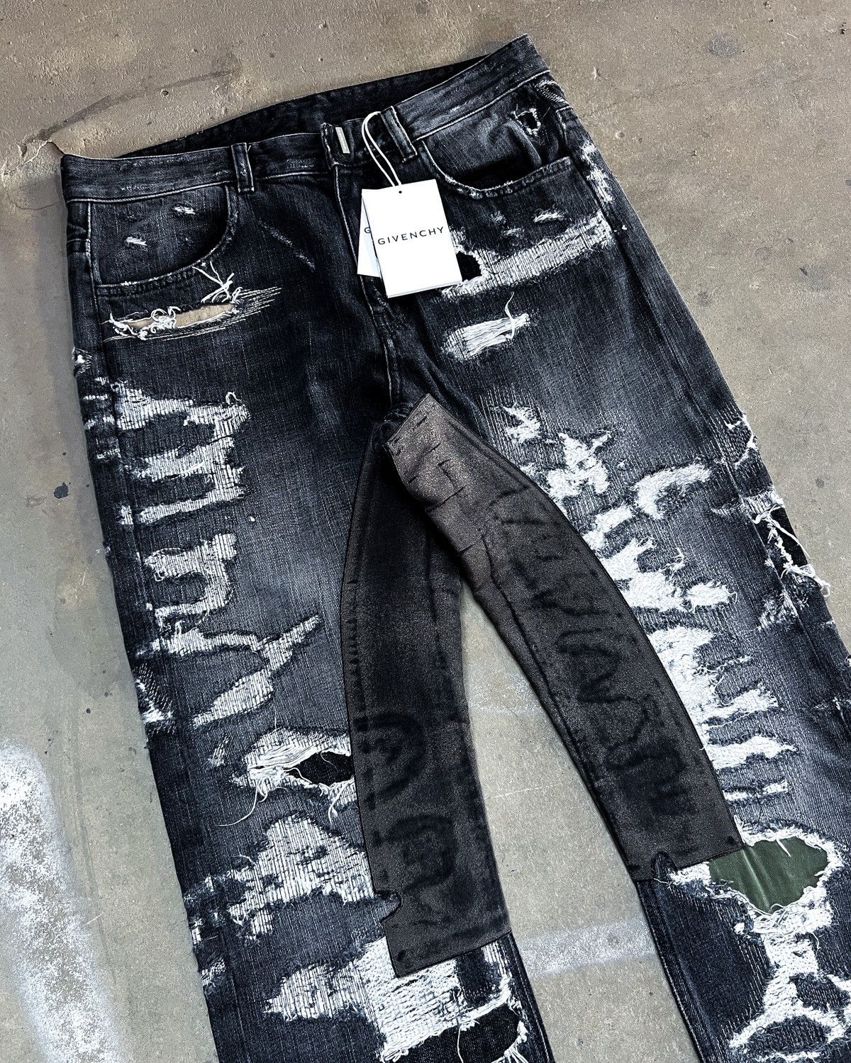 Givenchy DESTROYED BORO MOLESKIN DENIM BY MMW Size US 30 / EU 46 - 4 Thumbnail