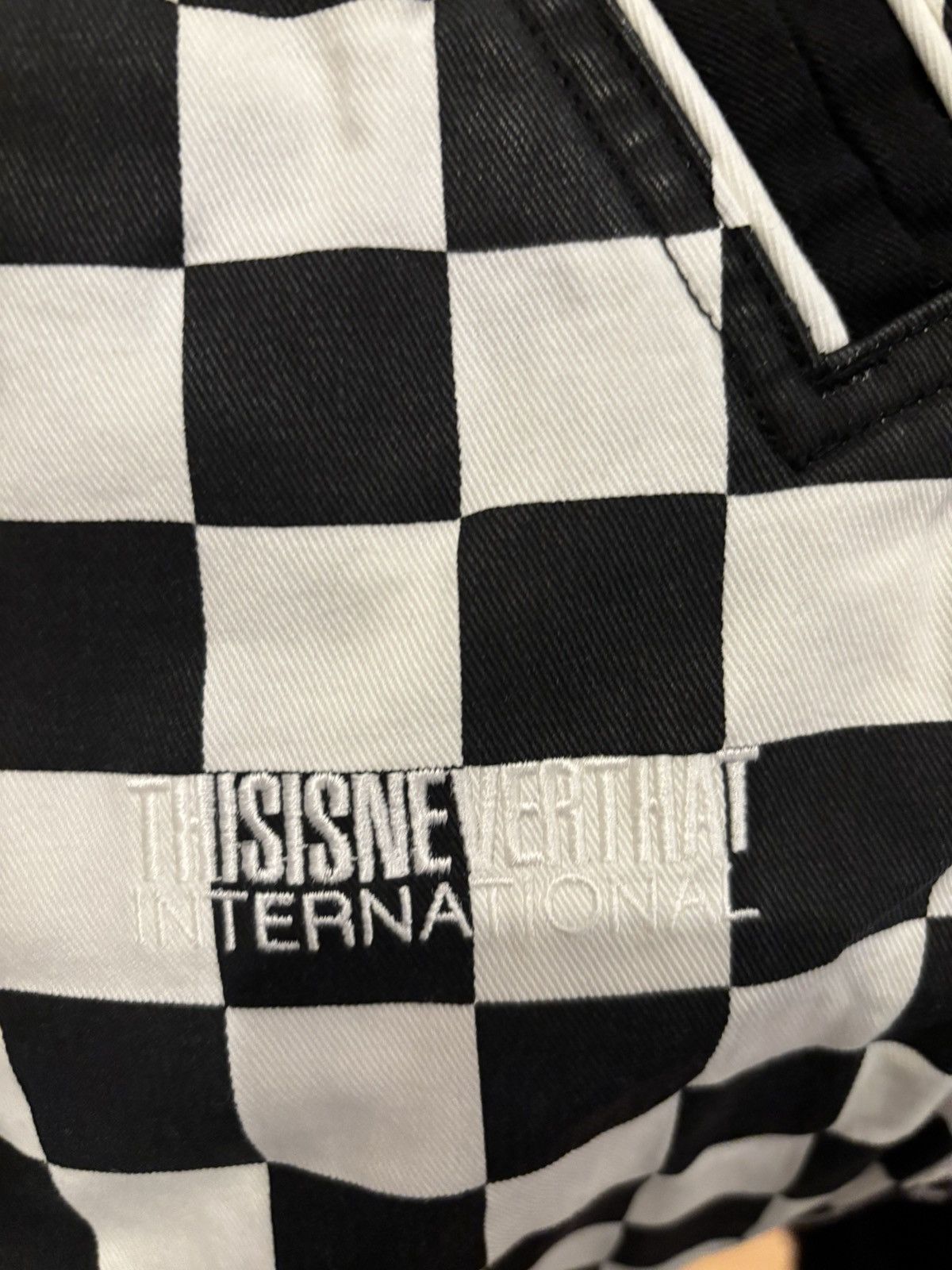 thisisneverthat Thisisneverthat checkered size small pants Size US 30 / EU 46 - 3 Thumbnail