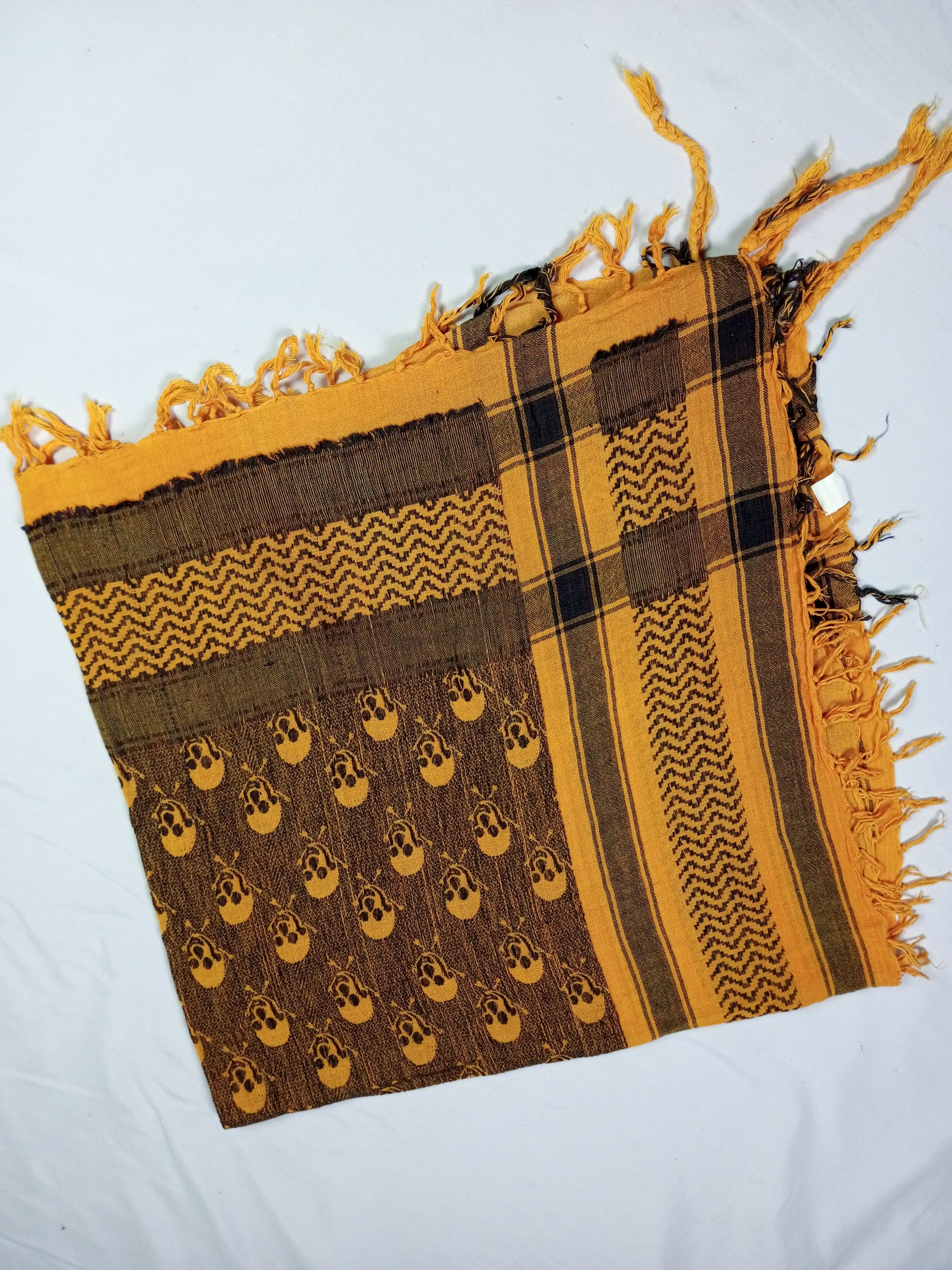 Japanese Brand Skulls scarf Inspired by Alexander Mcqueen Size ONE SIZE - 12 Thumbnail