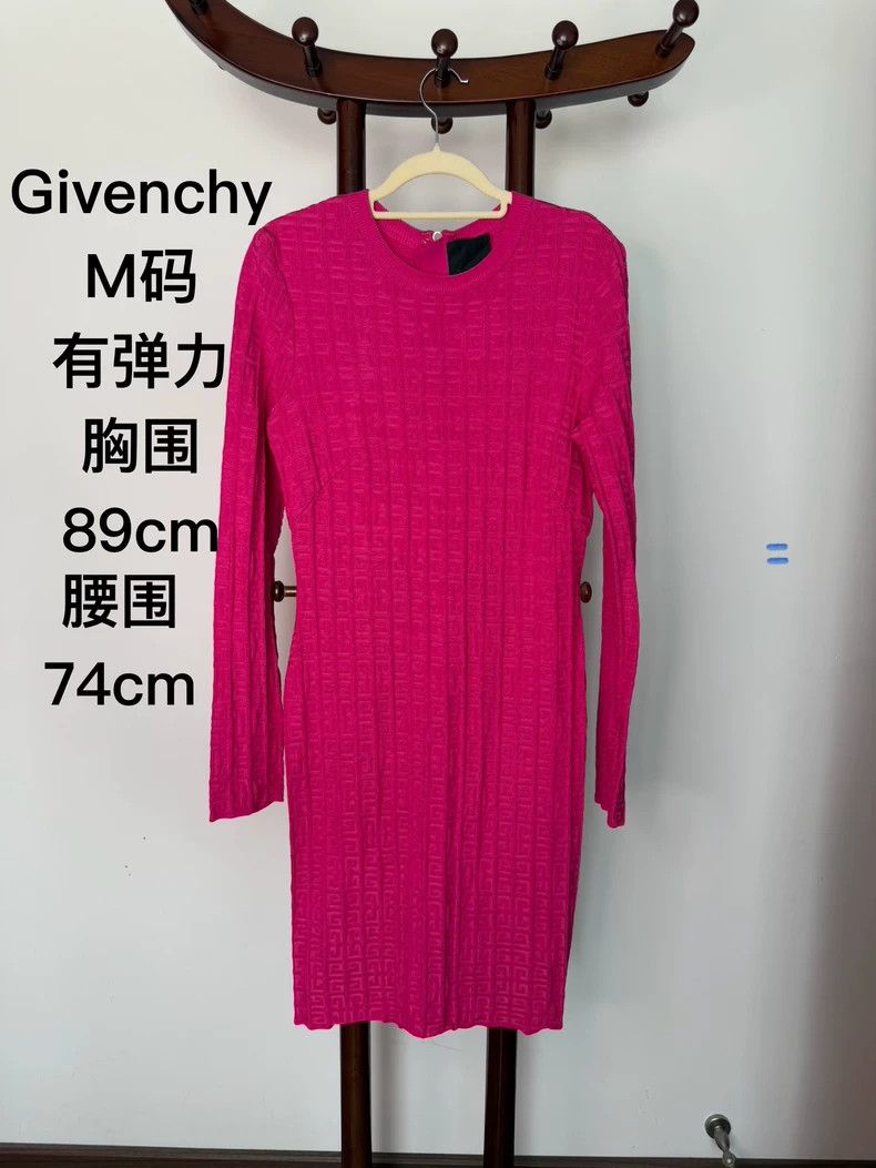 Givenchy Givenchy Dress, runway style, size M (bust 89cm) Size M / US 6-8 / IT 42-44 - 1 Thumbnail