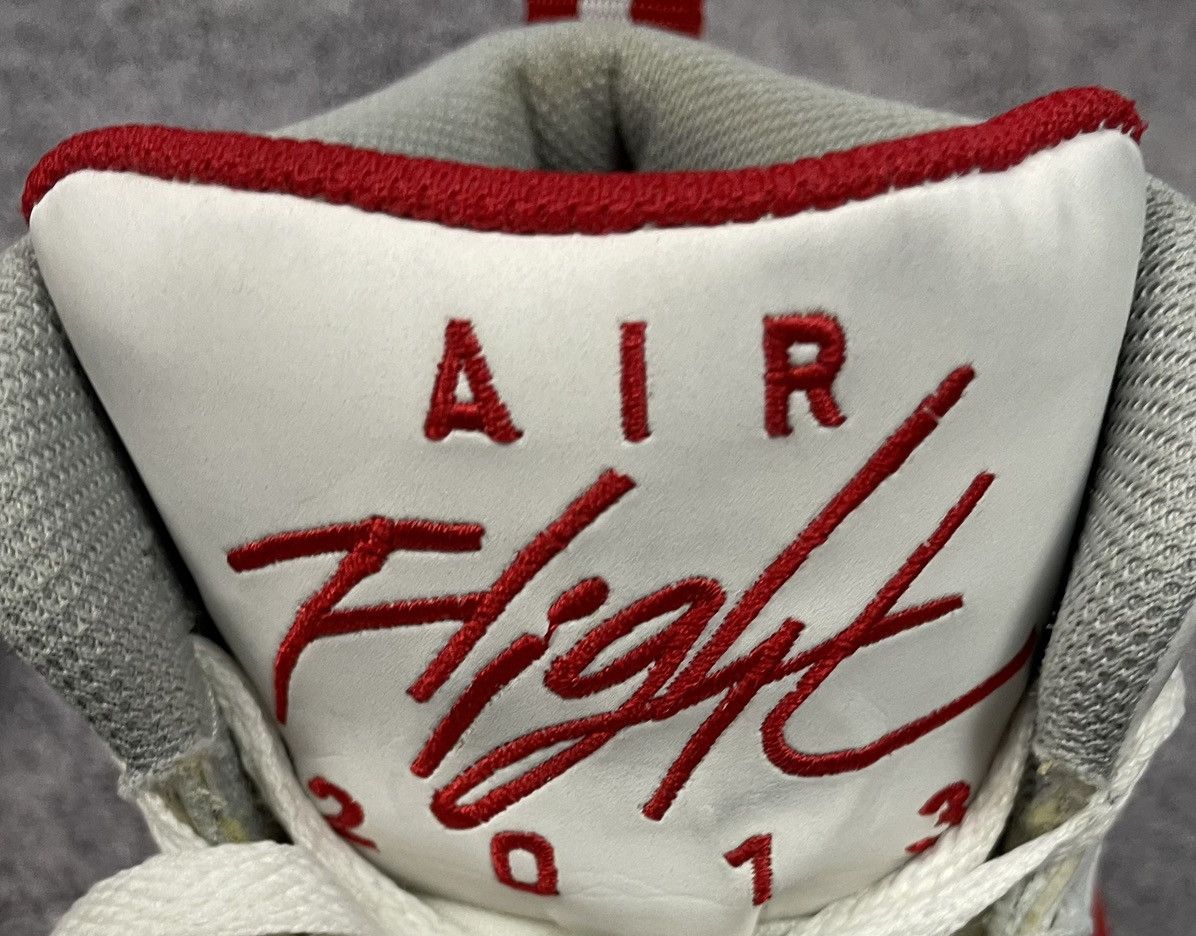 Nike 2013 Nike Air Flight Mid (579961-103)Bball Sneakers 13 Size US 13 / EU 46 - 7 Thumbnail