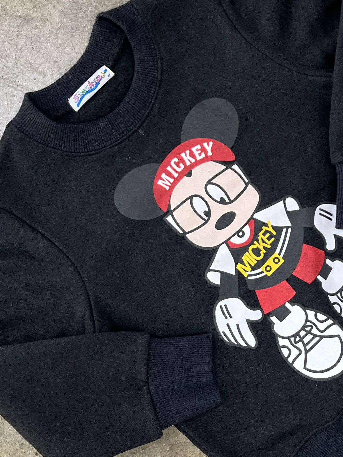 Disney Vintage Mickey Mouse Sneakers Mickey Crewneck Youth Small Size US XS / EU 42 / 0 - 1 Thumbnail