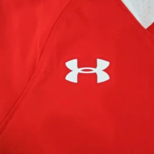 Under Armour Under Armour Volleyball T Shirt Women's S Red Long Sleeve HeatGear Fitted Size S / US 4 / IT 40 - 3 Thumbnail