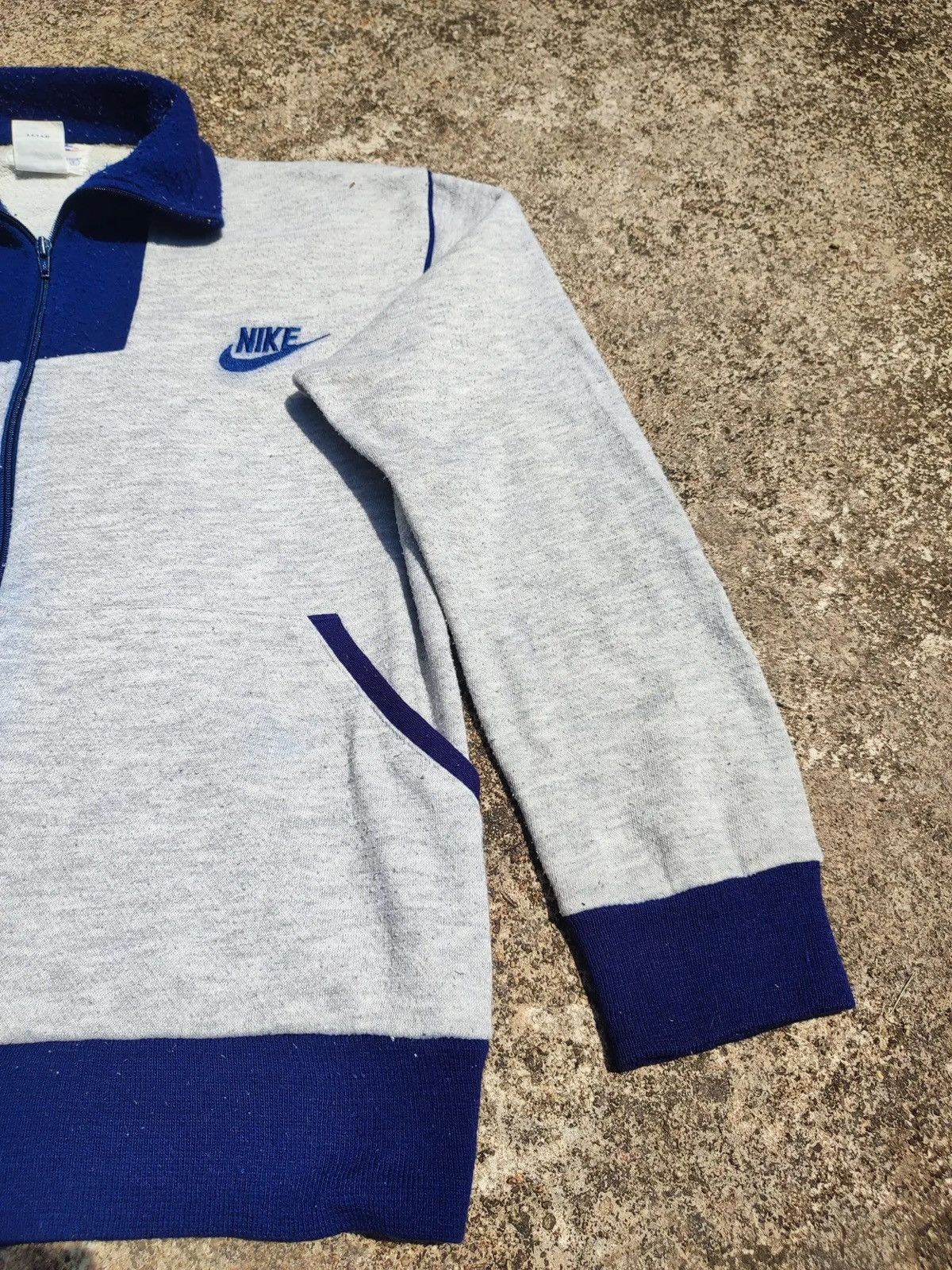 Nike Vintage 80s Nike Sportswear Full-Zip Track Jacket Grey/Blue Size US L / EU 52-54 / 3 - 6 Thumbnail