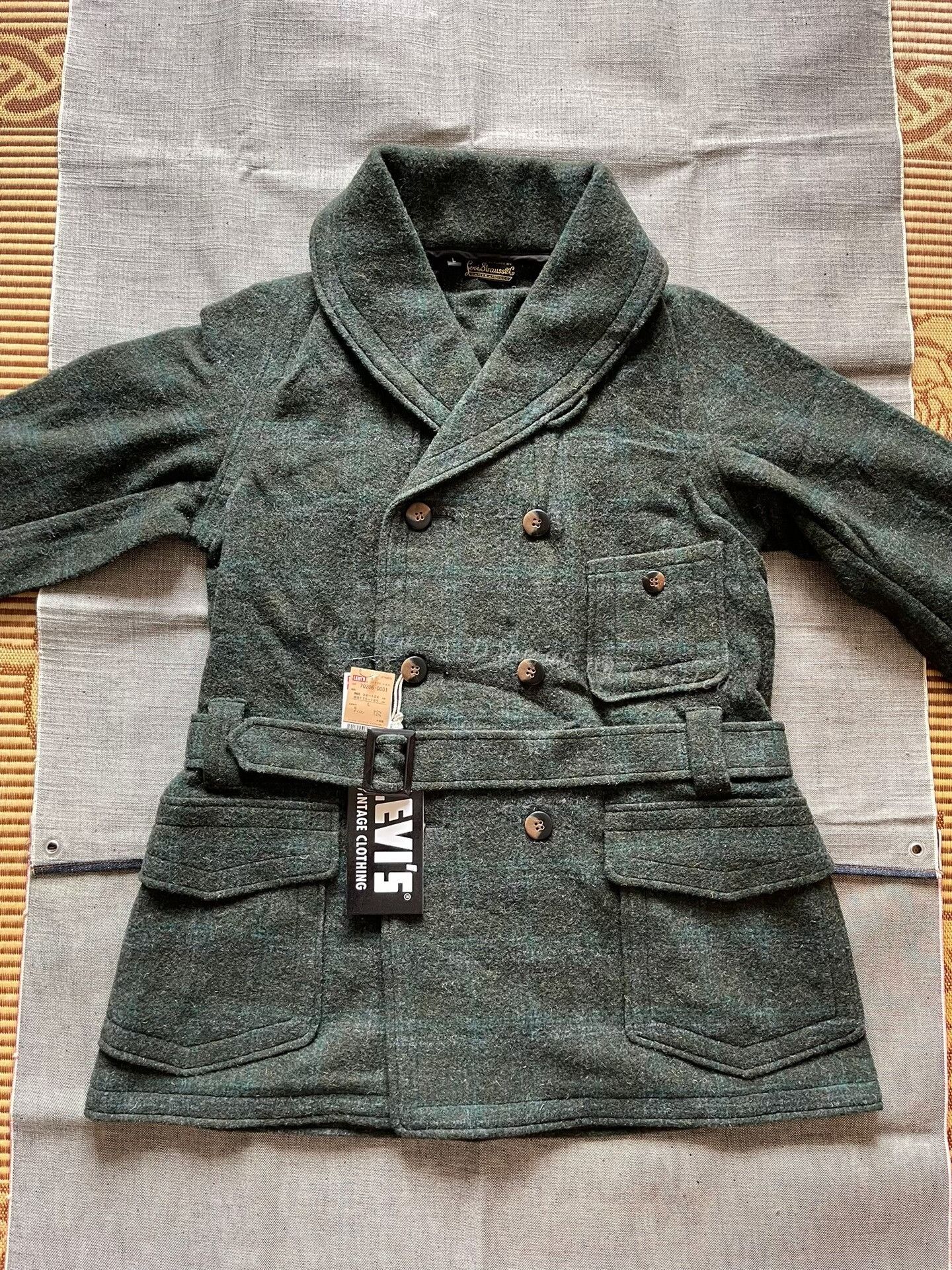 Levi's Vintage Clothing Levi's LVC Shawl Collar Wool Plaid Coat Size US L / EU 52-54 / 3 - 1 Thumbnail