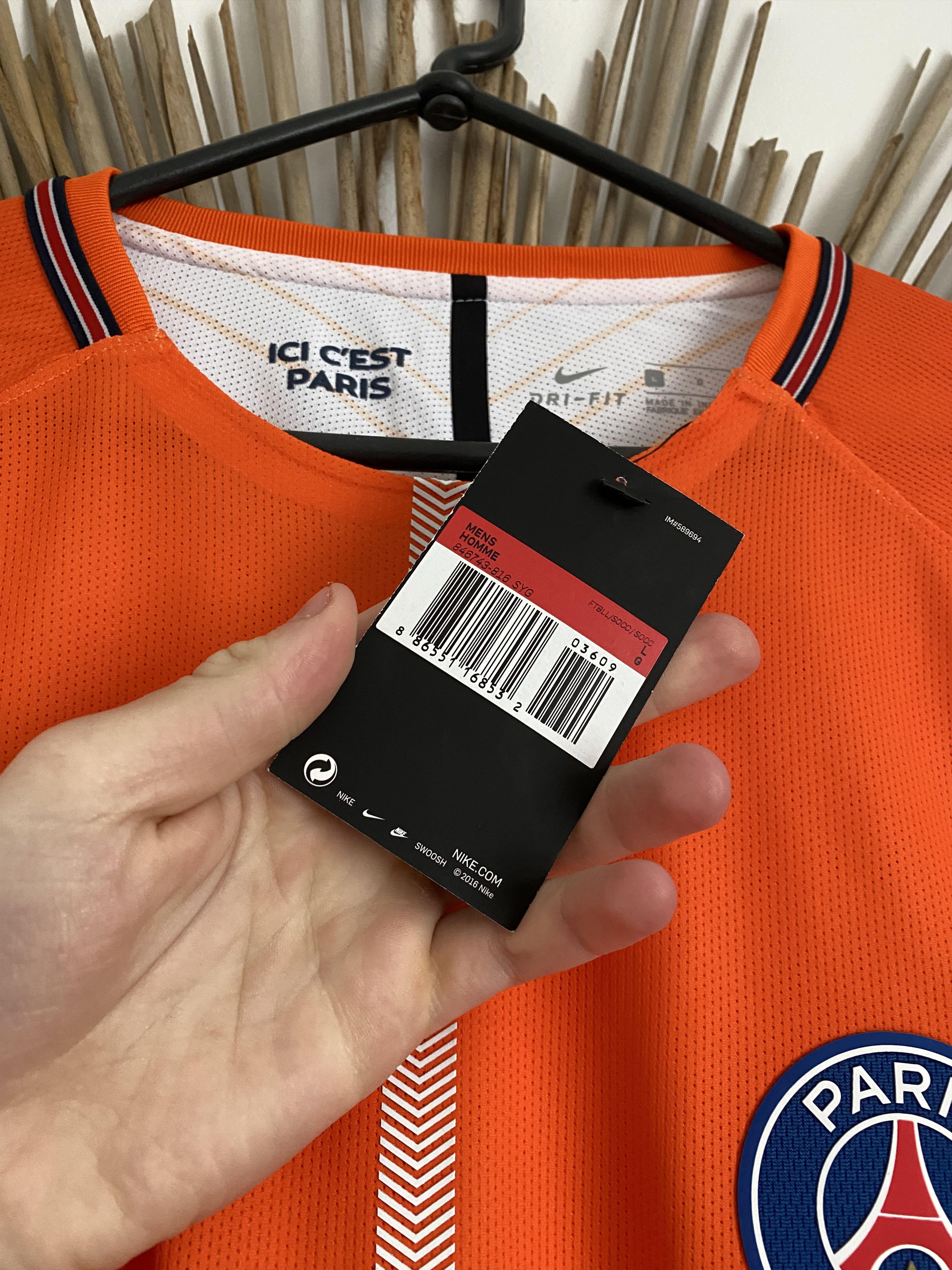 Nike PSG 2017 2018 match issue matchworn nike GK soccer jersey Size US L / EU 52-54 / 3 - 9 Thumbnail