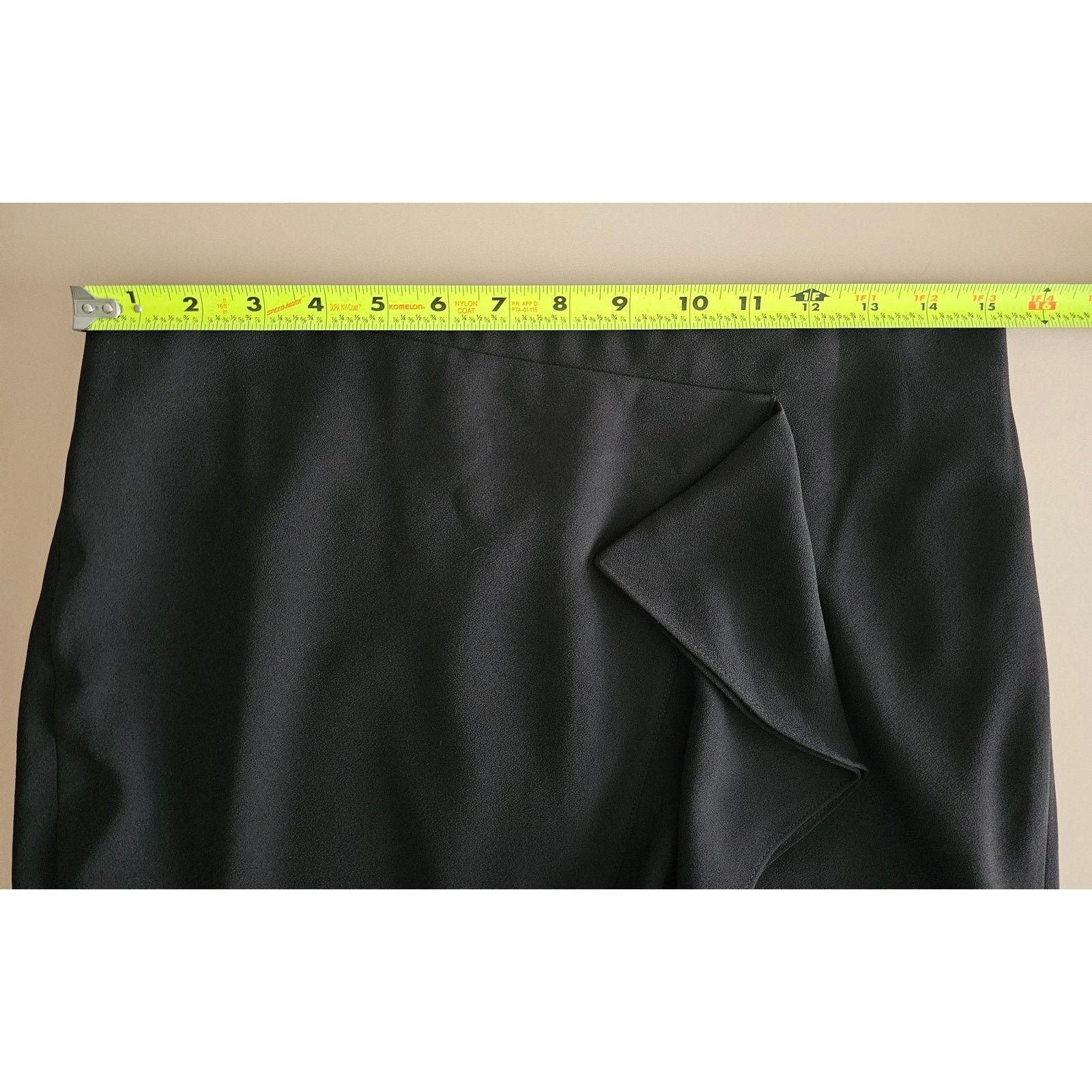 J.Crew NWT J. CREW Black Ruffle Pencil Skirt No. 3 365 Crepe 8 Size 30" / US 8 / IT 44 - 3 Thumbnail