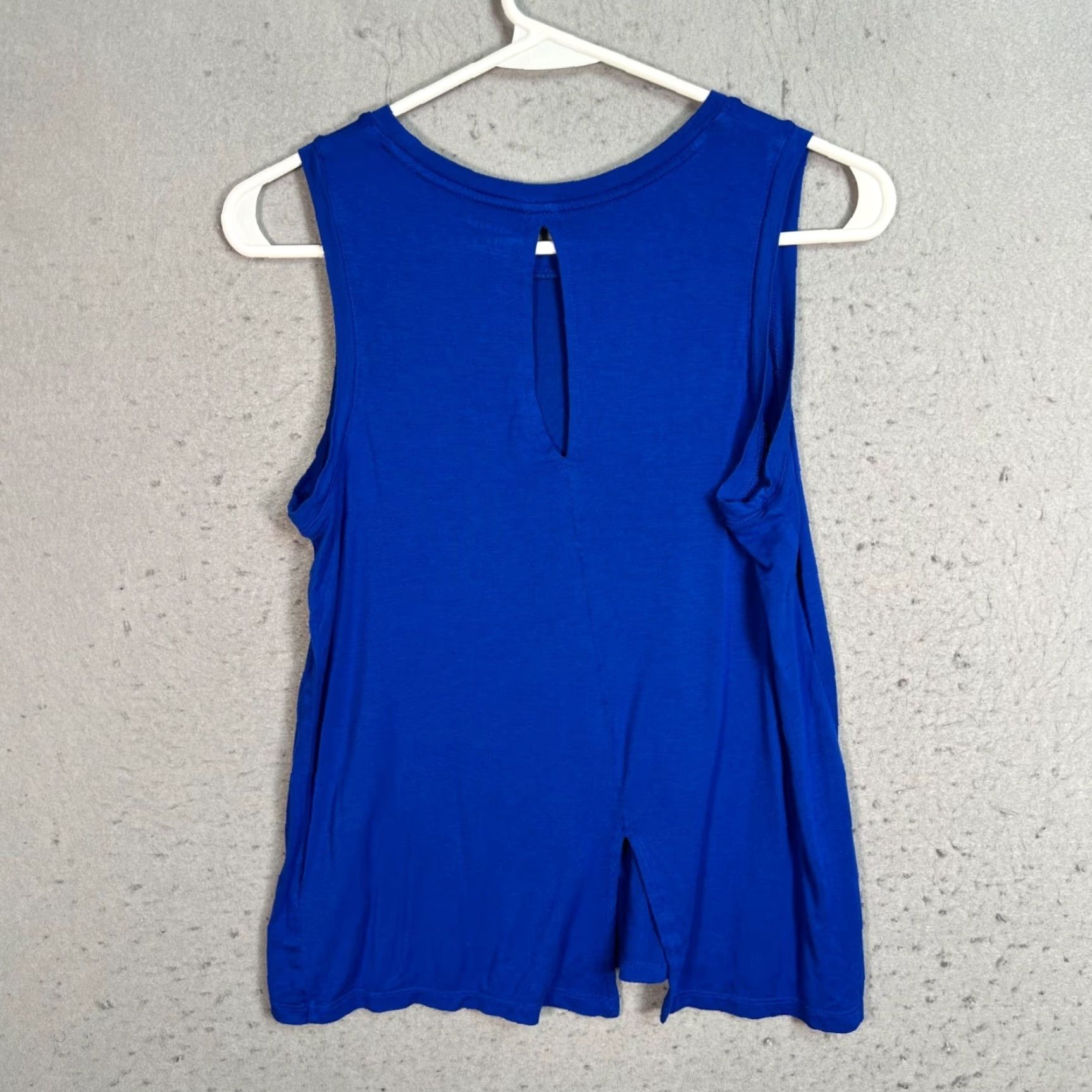 Vintage Halogen Blue Sleeveless Top Womens Small Blouse Shirt Casual Summer Spring Regular Fit Round Neck Size S / US 4 / IT 40 - 2 Thumbnail
