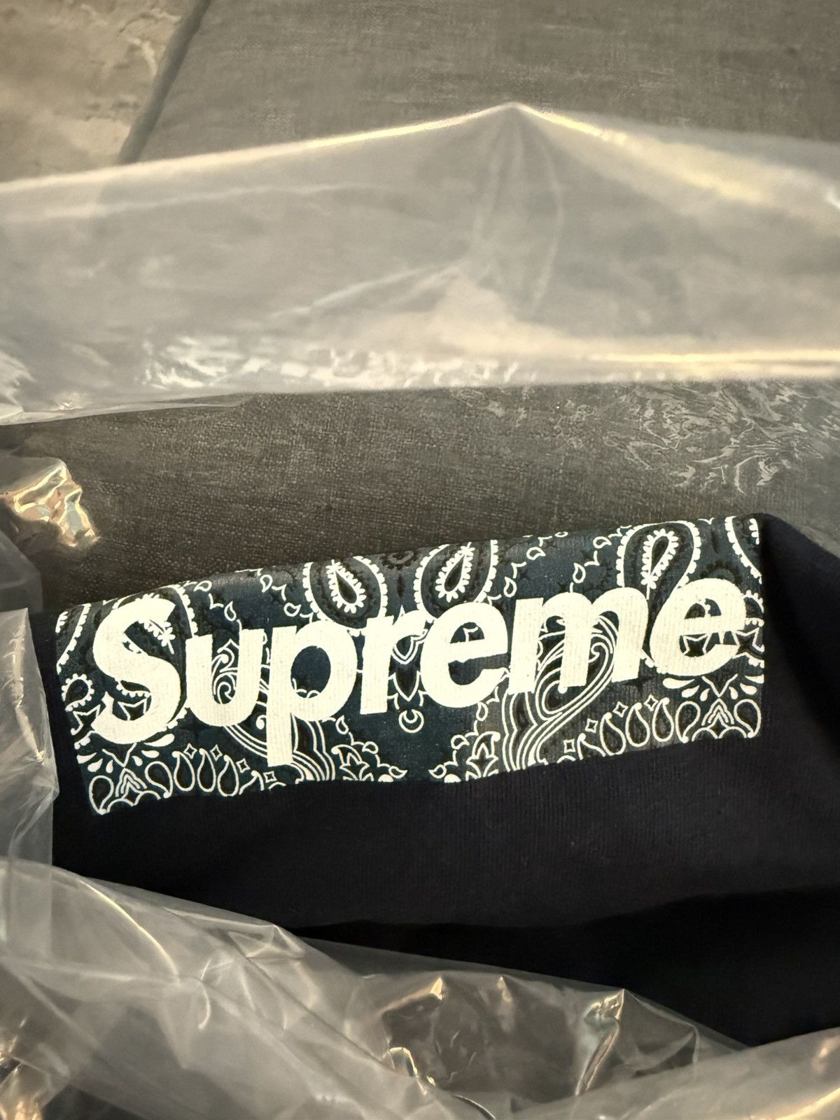 Supreme Supreme Bandana Box Logo Navy Size US S / EU 44-46 / 1 - 1 Thumbnail