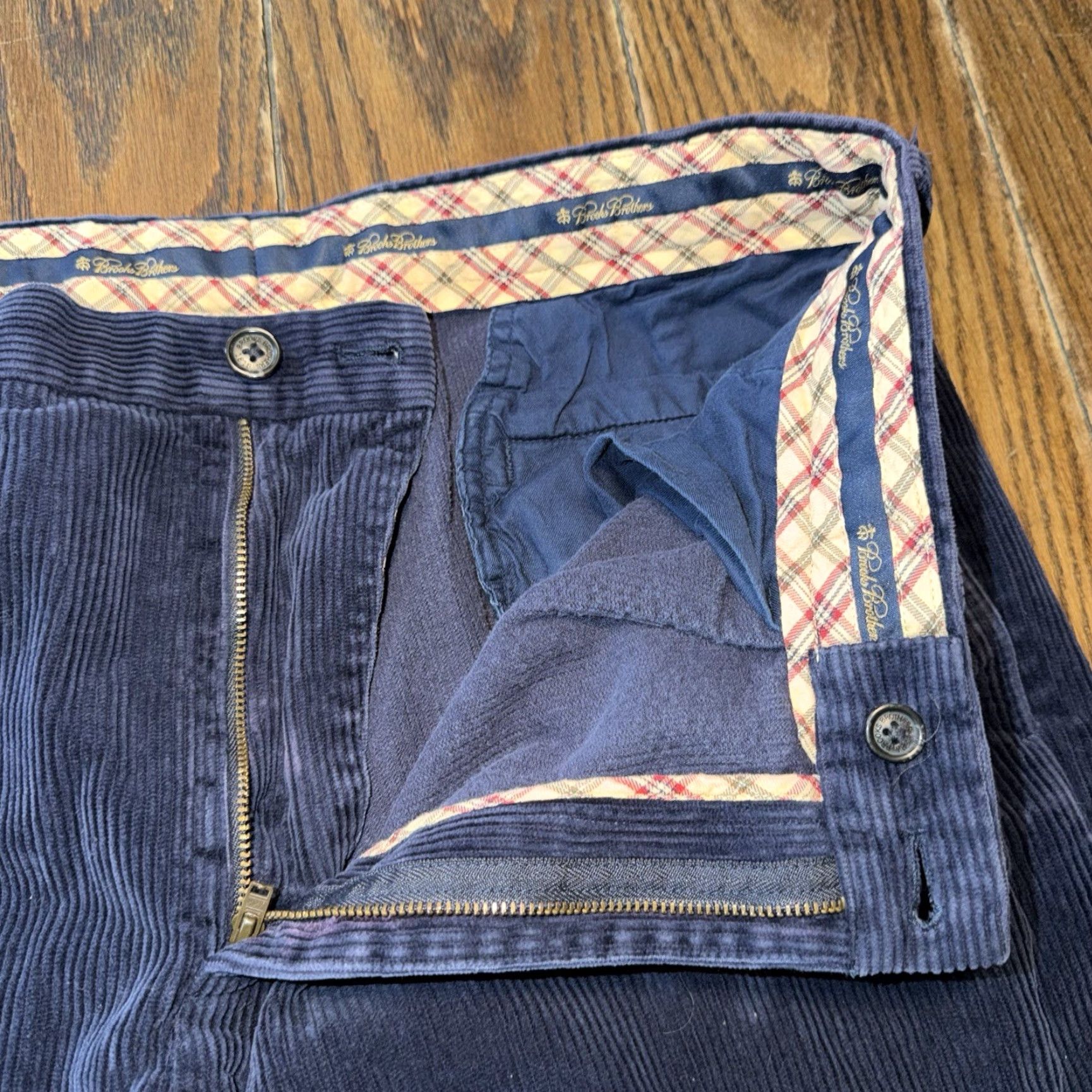 Brooks Brothers Brooks Brothers Pants Men 36x32 Blue Pleated Corduroy Straight Leg Cuffed Size US 36 / EU 52 - 5 Thumbnail