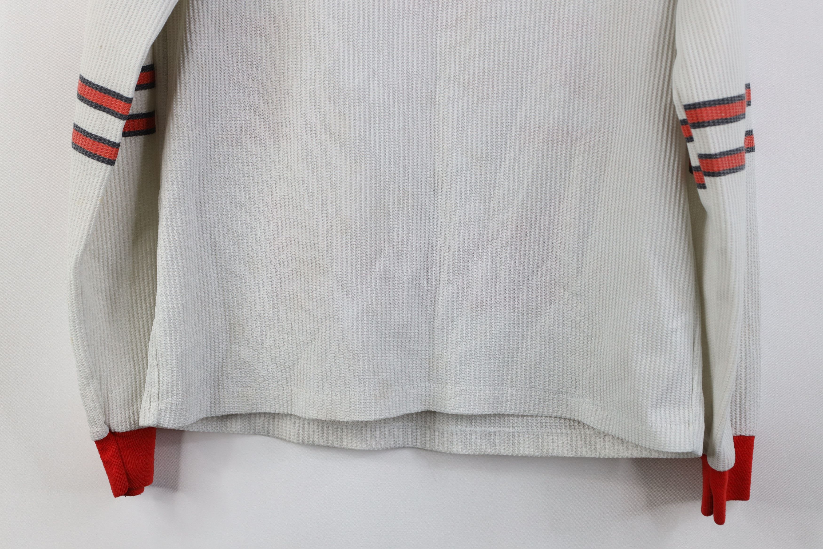 Vintage Vintage 90s Red Wings Waffle Knit Long Sleeve T-Shirt White Size US S / EU 44-46 / 1 - 14 Thumbnail