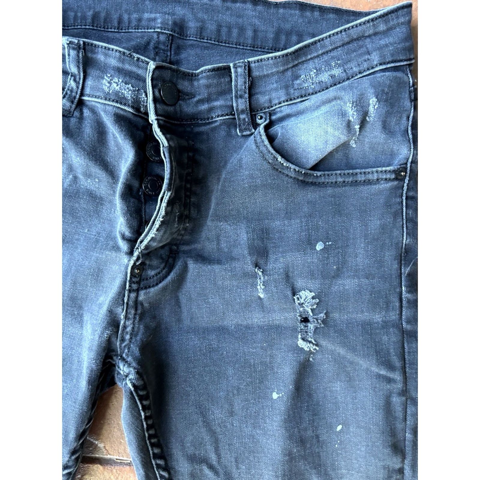 Dsquared2 Dsquared2 Slim Jeans Mens 48 29.5x31 Distressed Black Button Fly Straight Leg Jeans Mens/Blue Denim Slim 5-Pocket Modern Straight N/A Size US 32 / EU 48 - 6 Thumbnail