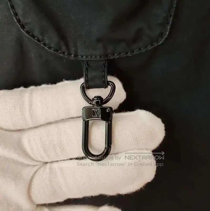 Louis Vuitton Louis Vuitton Black Cotton Men's Shirt . Size US S / EU 44-46 / 1 - 5 Thumbnail