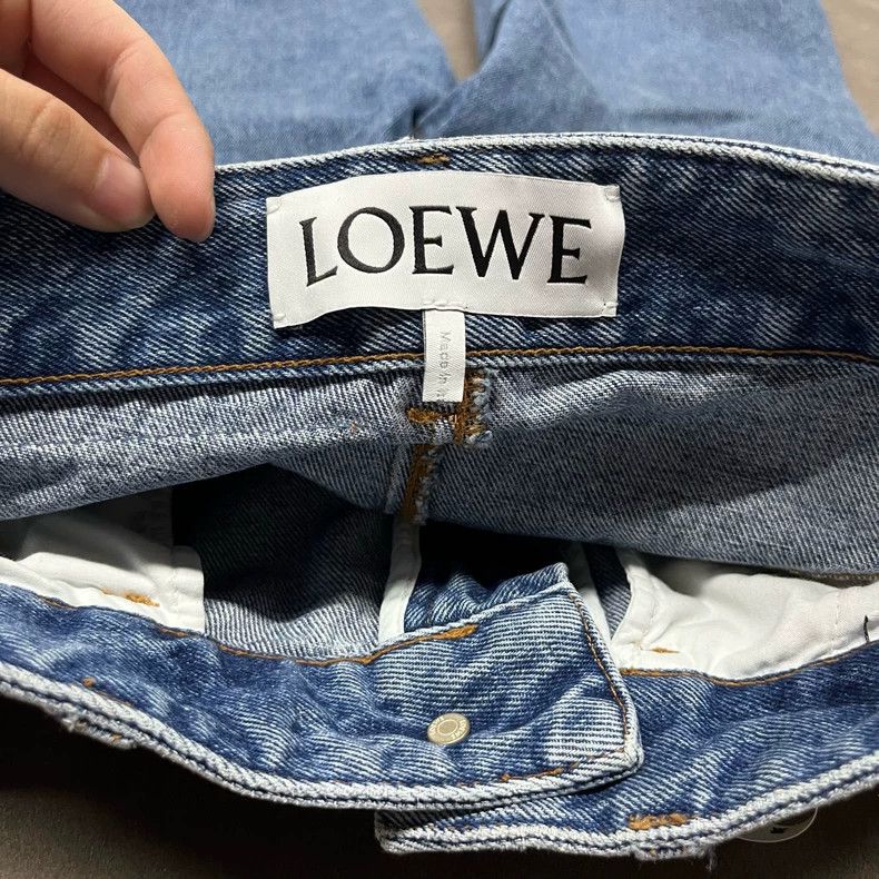 Loewe Loewe Blue jeans with a logo on the back Size 42" / US 20 - 5 Thumbnail
