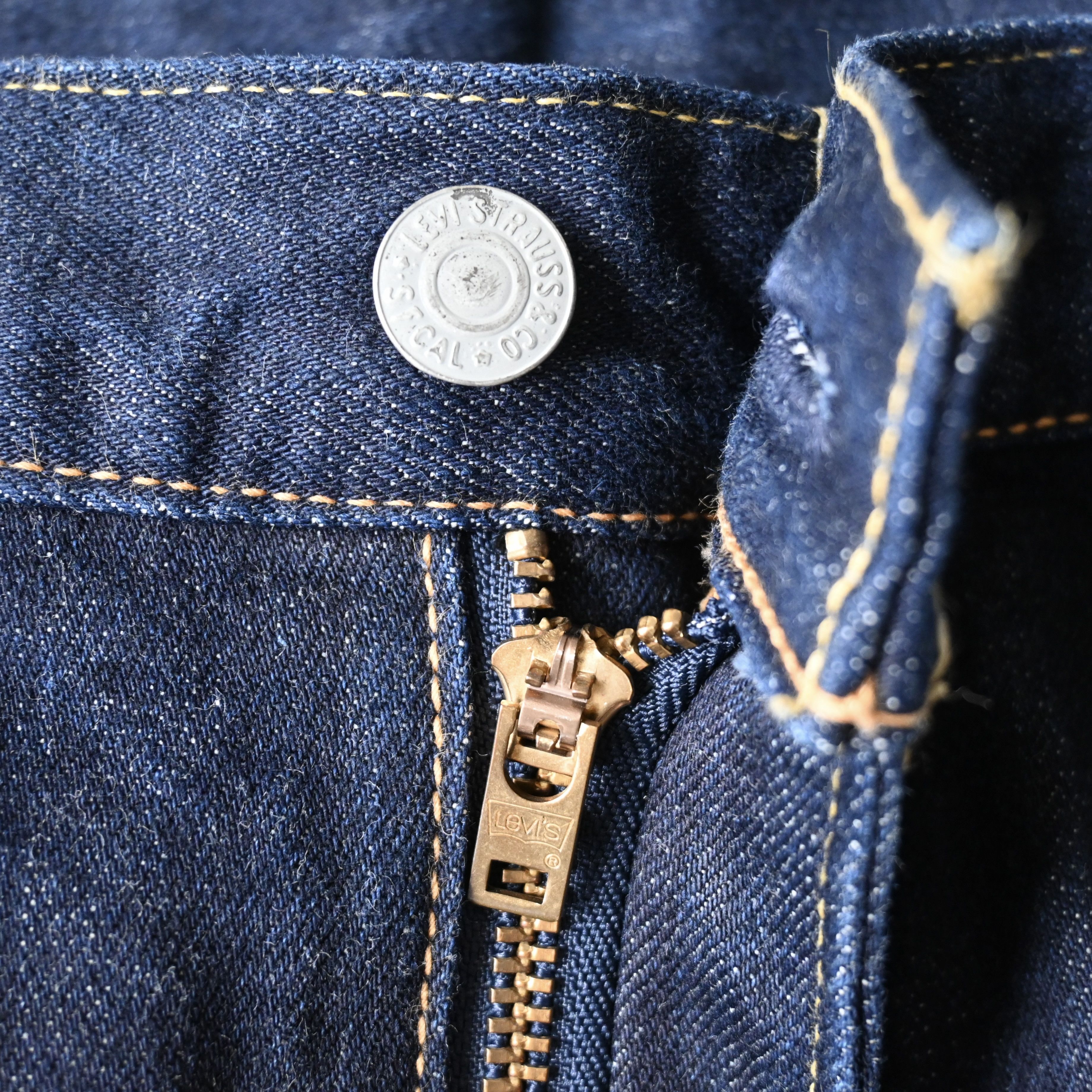 Levi's Made in Japan reissue, 2010 Levi's 502 selvedged denim jeans Size US 36 / EU 52 - 13 Thumbnail
