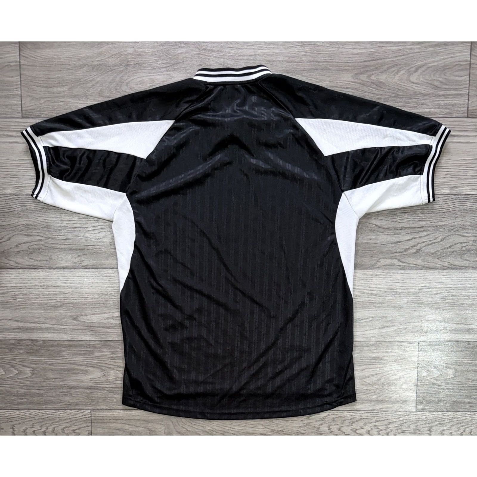 Le Coq Sportif VINTAGE Le Coq Sportif Jersey 1990s Football Soccer Shirt XL Black Mens T-Shirt Short Sleeve Polyester Jersey Currency? Size US XL / EU 56 / 4 - 2 Thumbnail