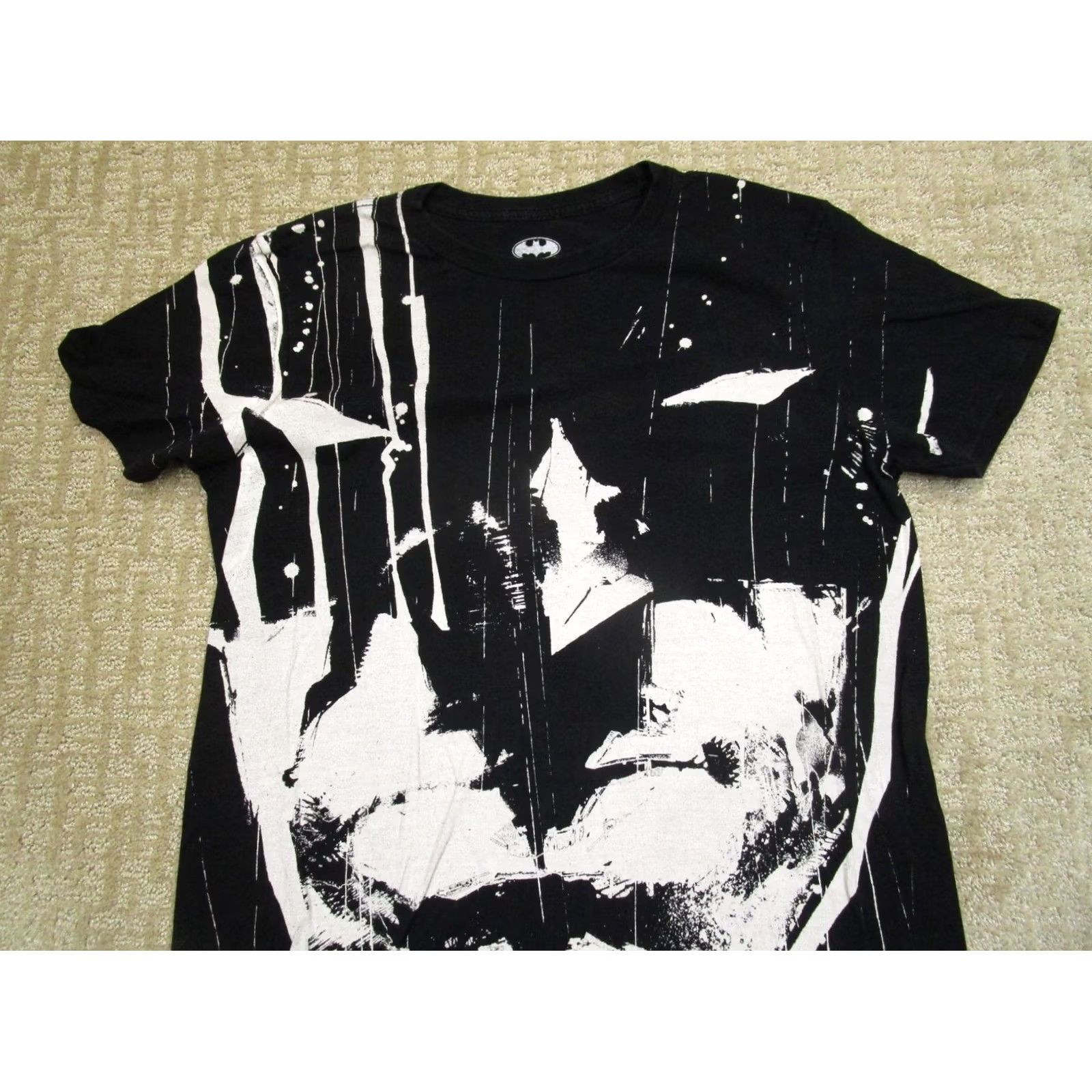 Omega Batman Shirt Men Medium Black Short Sleeve Mega Giant Mega Print DC Comics Size US M / EU 48-50 / 2 - 2 Thumbnail
