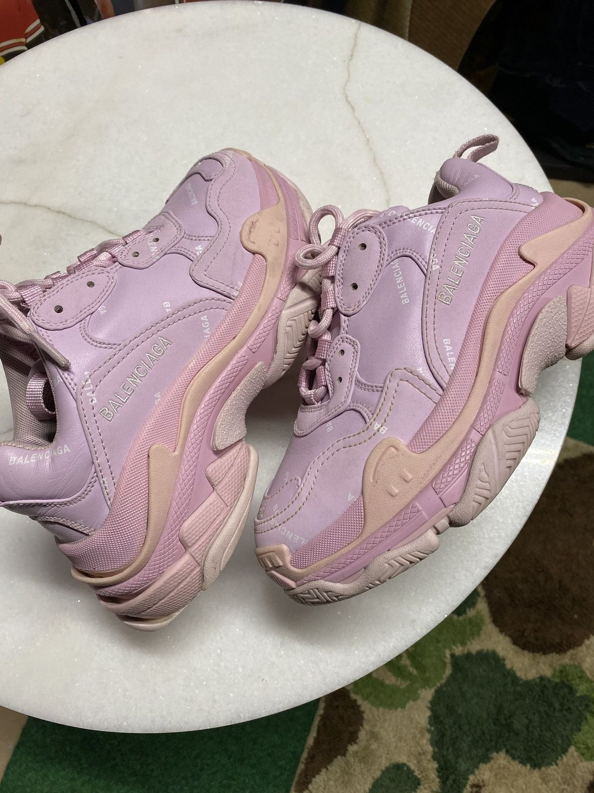 Balenciaga Balenciaga Triple S pink Logo Sneakers Size 6 Size US 6 / IT 36 - 3 Thumbnail