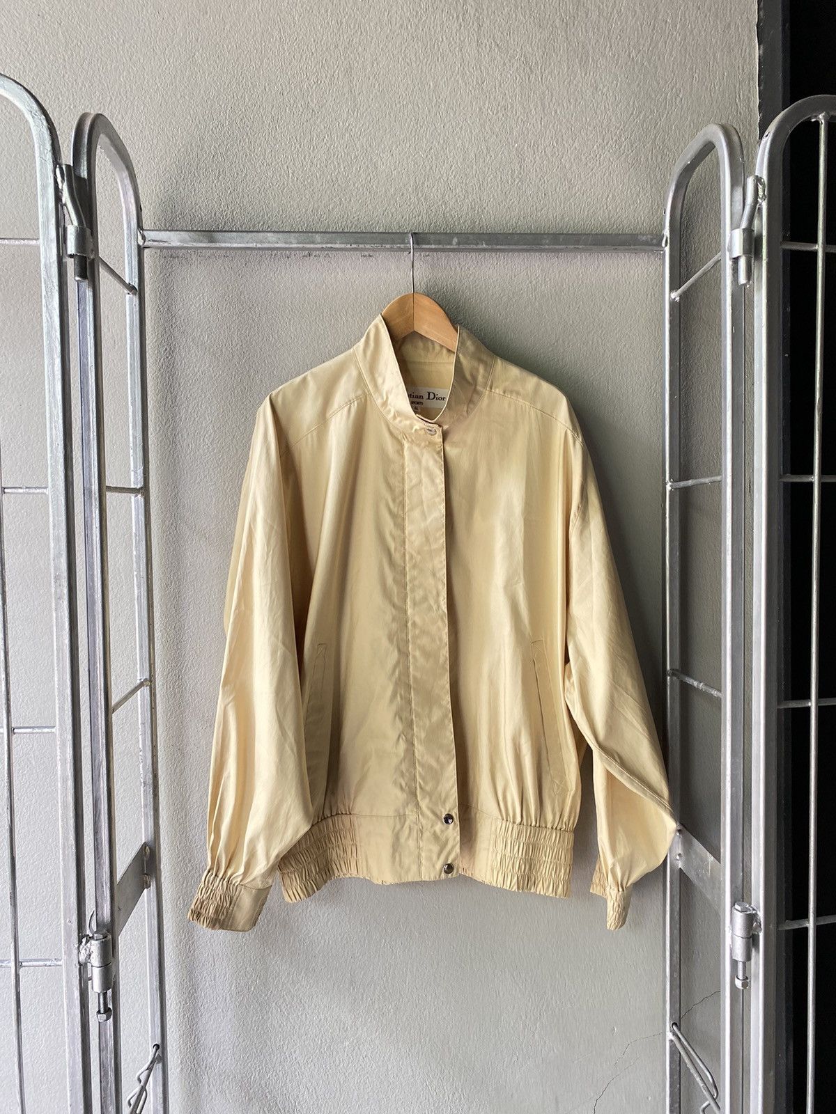 Dior Christian Dior sports beige logo jacket Size US M / EU 48-50 / 2 - 2 Thumbnail