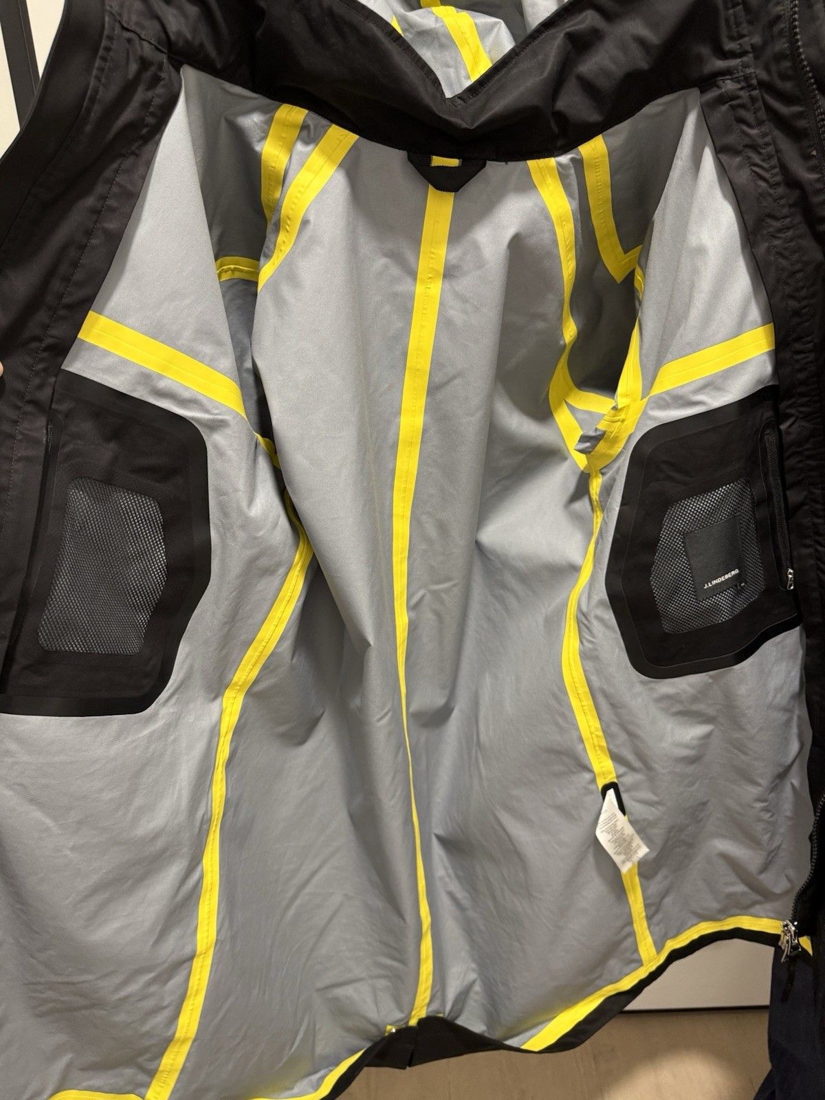 J.Lindeberg J.Lindeberg Storm Tech 3L Mens Jacket Hooded Parka Rain Coat Size US M / EU 48-50 / 2 - 3 Thumbnail
