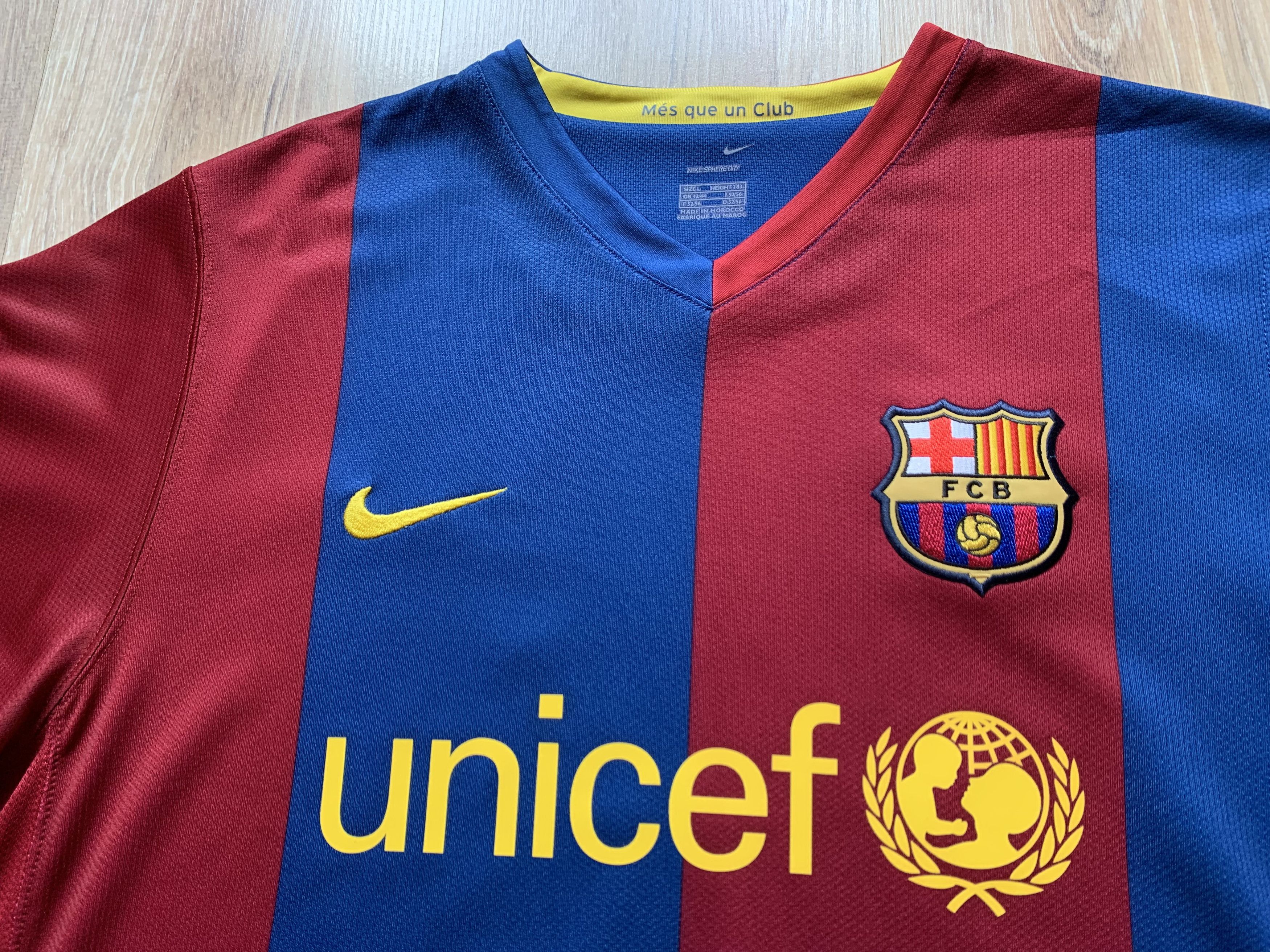 Nike Nike Barcelona Home Shirt #3 2006-2007 Size US L / EU 52-54 / 3 - 5 Thumbnail