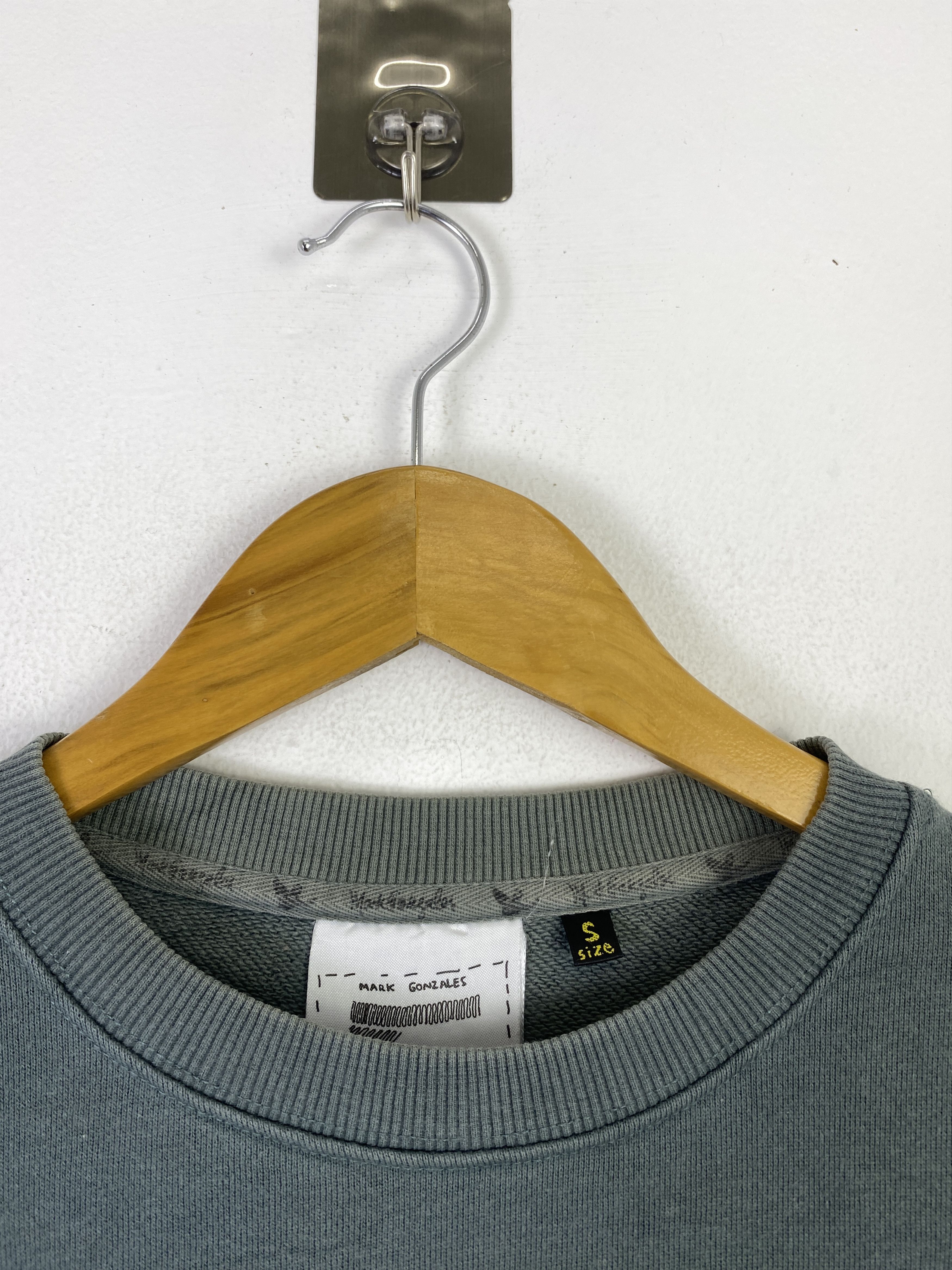 Other Vintage Mark Gonzales Backhit Crewneck Sweatshirt SH0357 Size US S / EU 44-46 / 1 - 11 Thumbnail