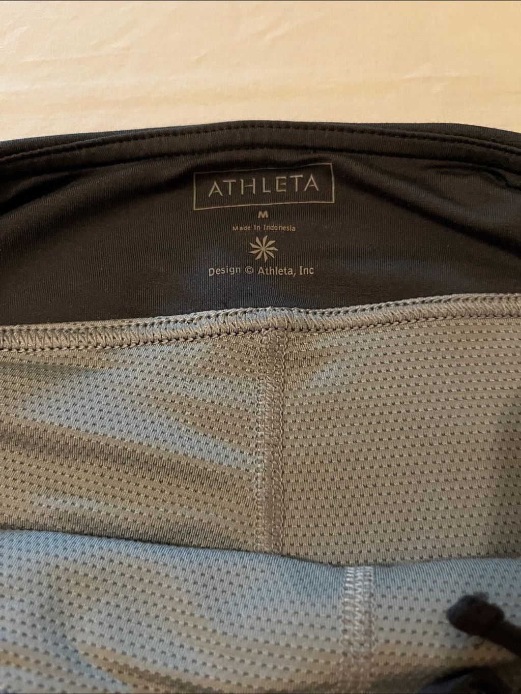 Athleta Athleta Women's gray Active Skort with Laser-Cut Detail Size 30" / US 8 / IT 44 - 4 Thumbnail