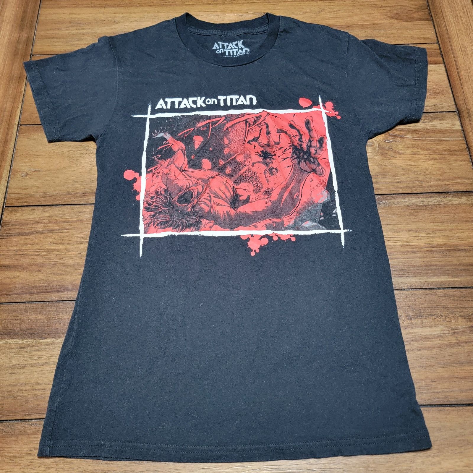 Other Attack On Titan Unisex Tee Red Battle Scene - Size Small Size US S / EU 44-46 / 1 - 1 Thumbnail