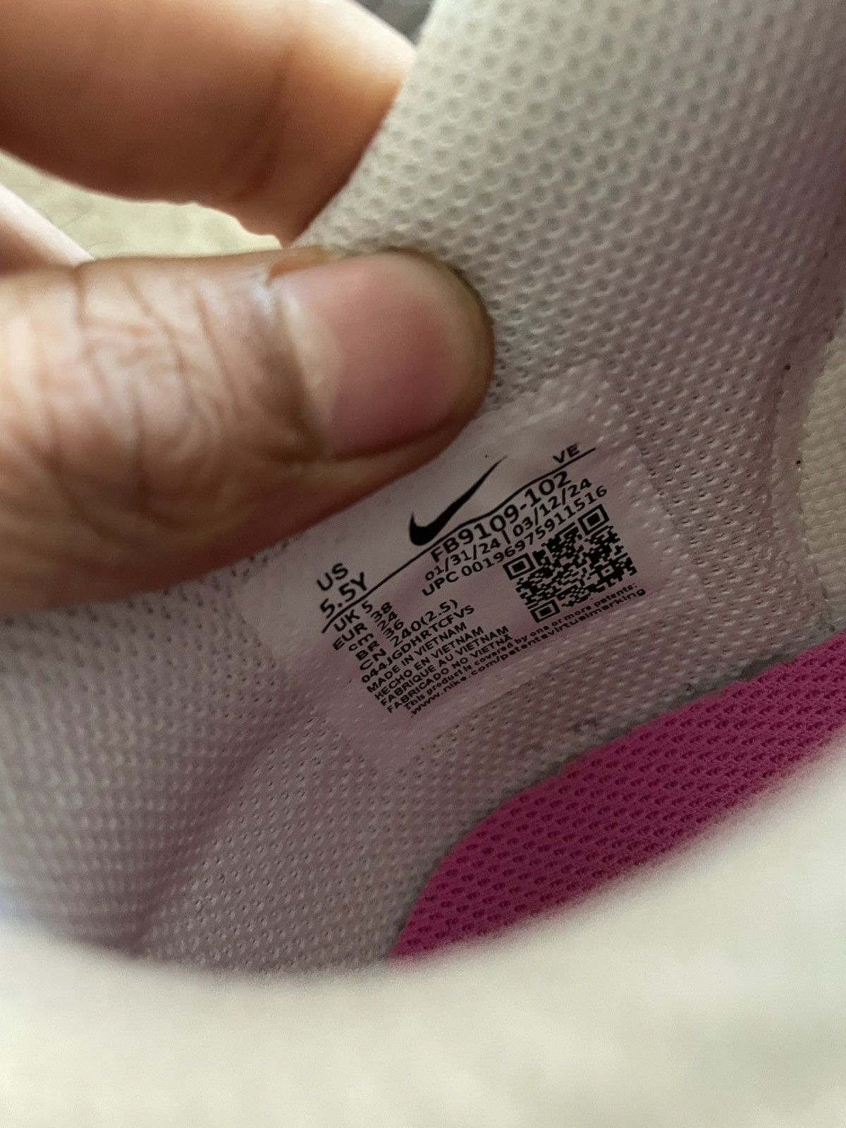 Nike Nike Dunk Low Laser Fushsia Size US 5.5 / EU 38 - 8 Thumbnail
