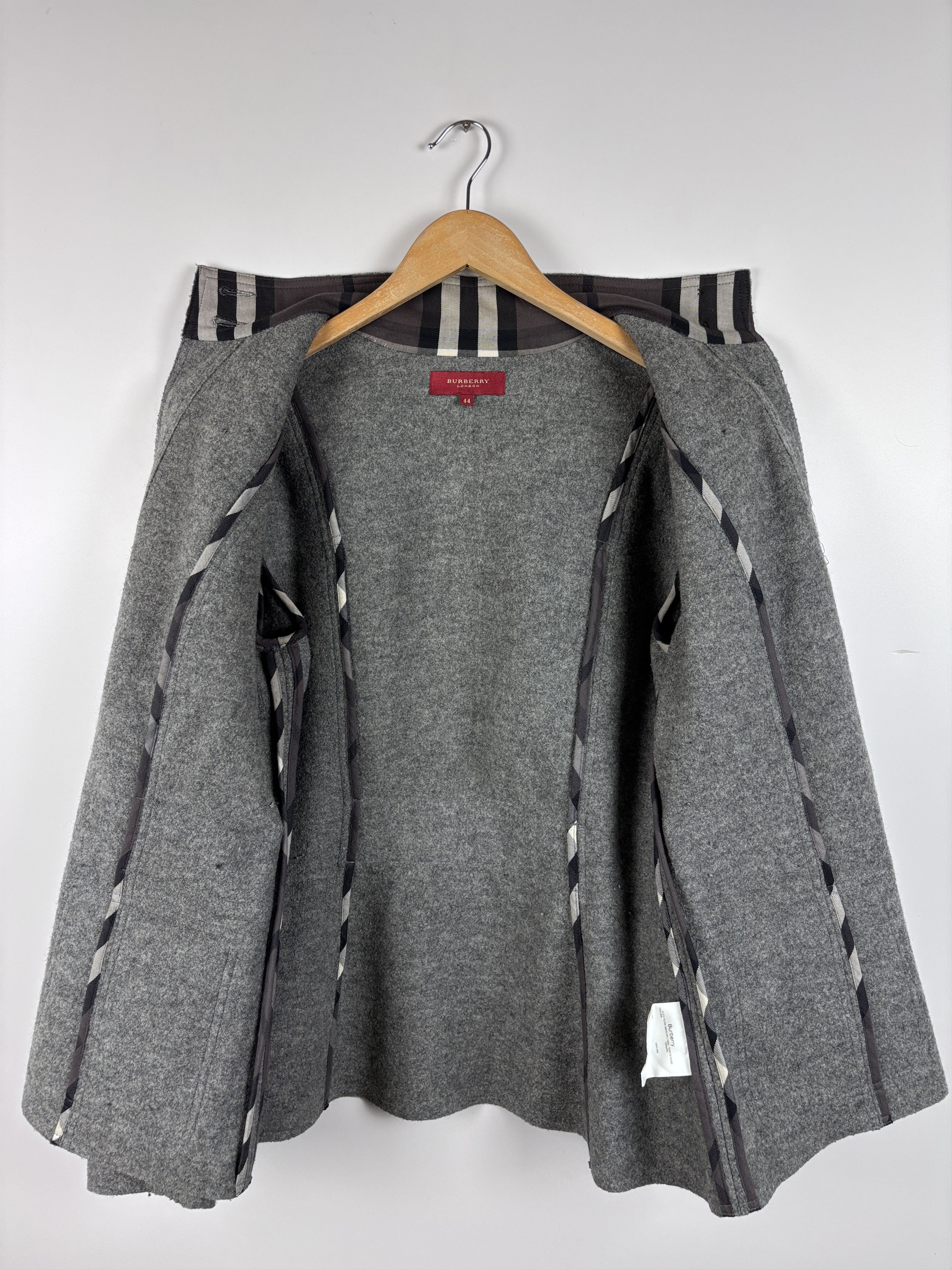 Burberry × Vintage Burberry London Wool Military Style Pea Coat Jacket Size 44 Size M / US 6-8 / IT 42-44 - 9 Thumbnail