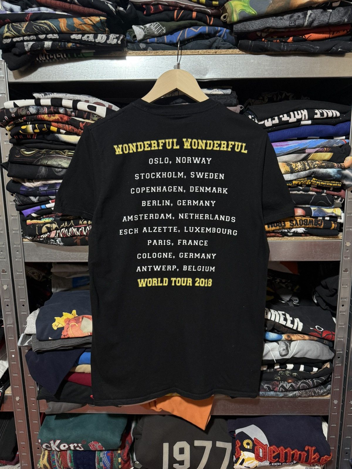 Band Tees Vintage The Killers Wonderful Wonderful Tour 2018 T-Shirt Size US S / EU 44-46 / 1 - 2 Thumbnail