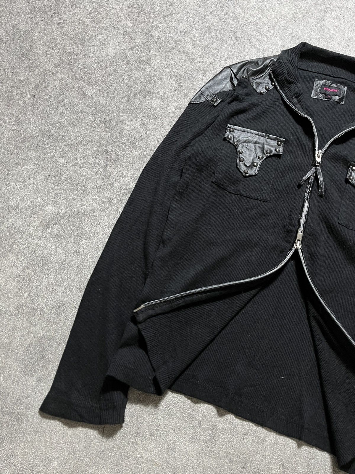 Japanese Brand Japanese Brand Body Wave Longsleeve Vkei Style Size US M / EU 48-50 / 2 - 4 Thumbnail