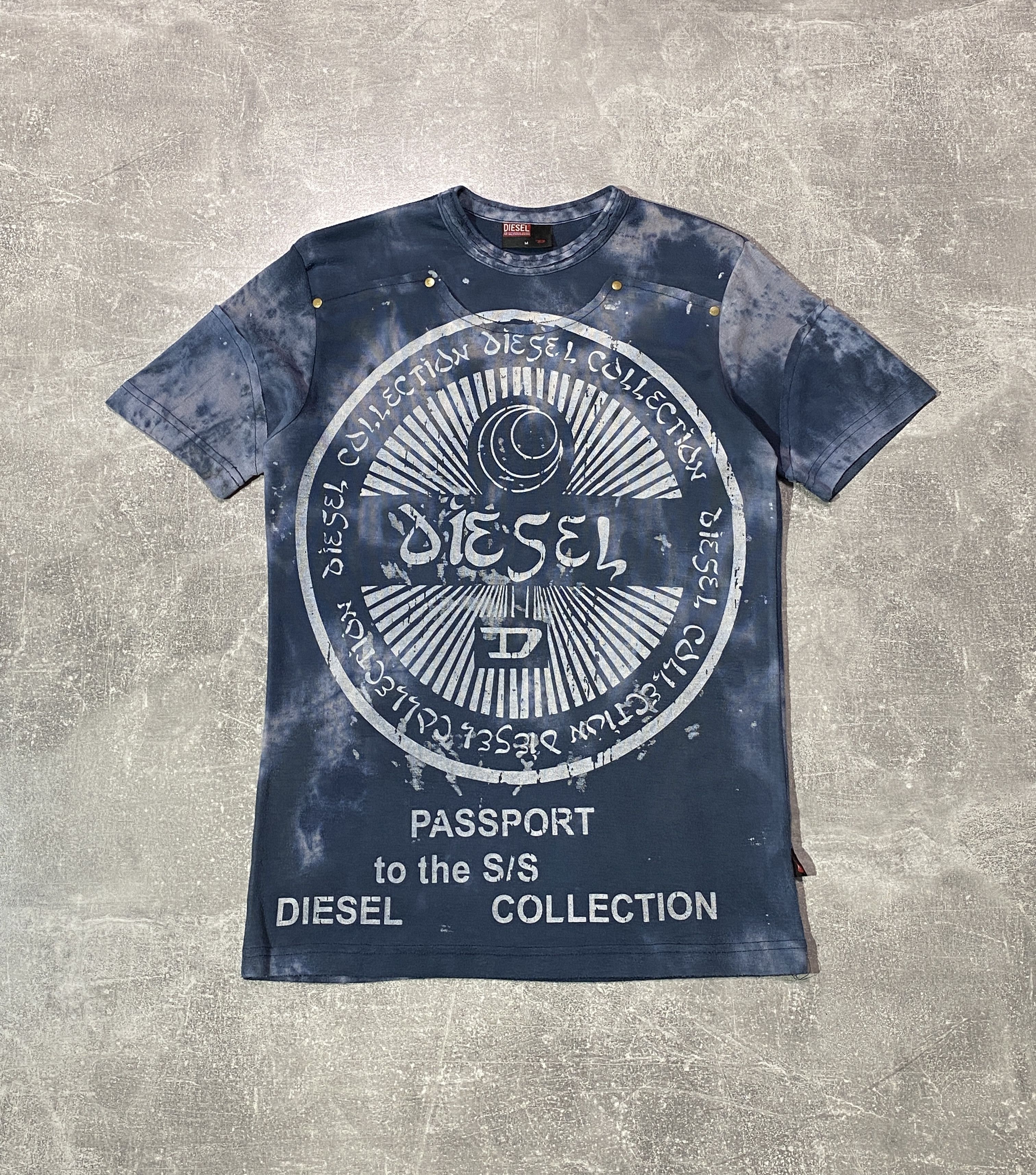 If Six Was Nine Vintage Y2K DIESEL PASSPORT S/S COLLECTION T-SHIRT Size US M / EU 48-50 / 2 - 2 Thumbnail
