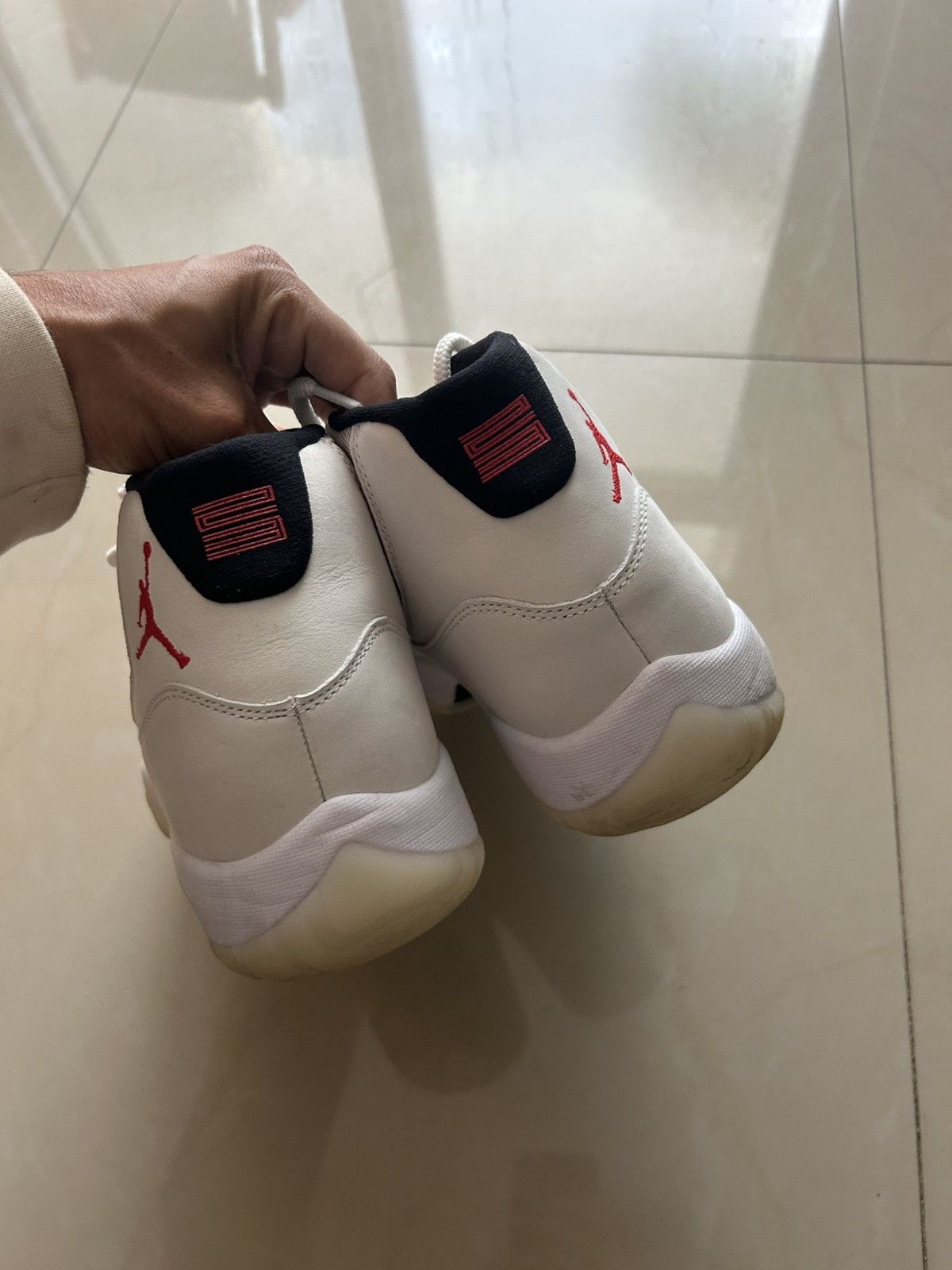 Jordan Brand Jordan 11 platinum tint Size US 11.5 / EU 44-45 - 4 Thumbnail