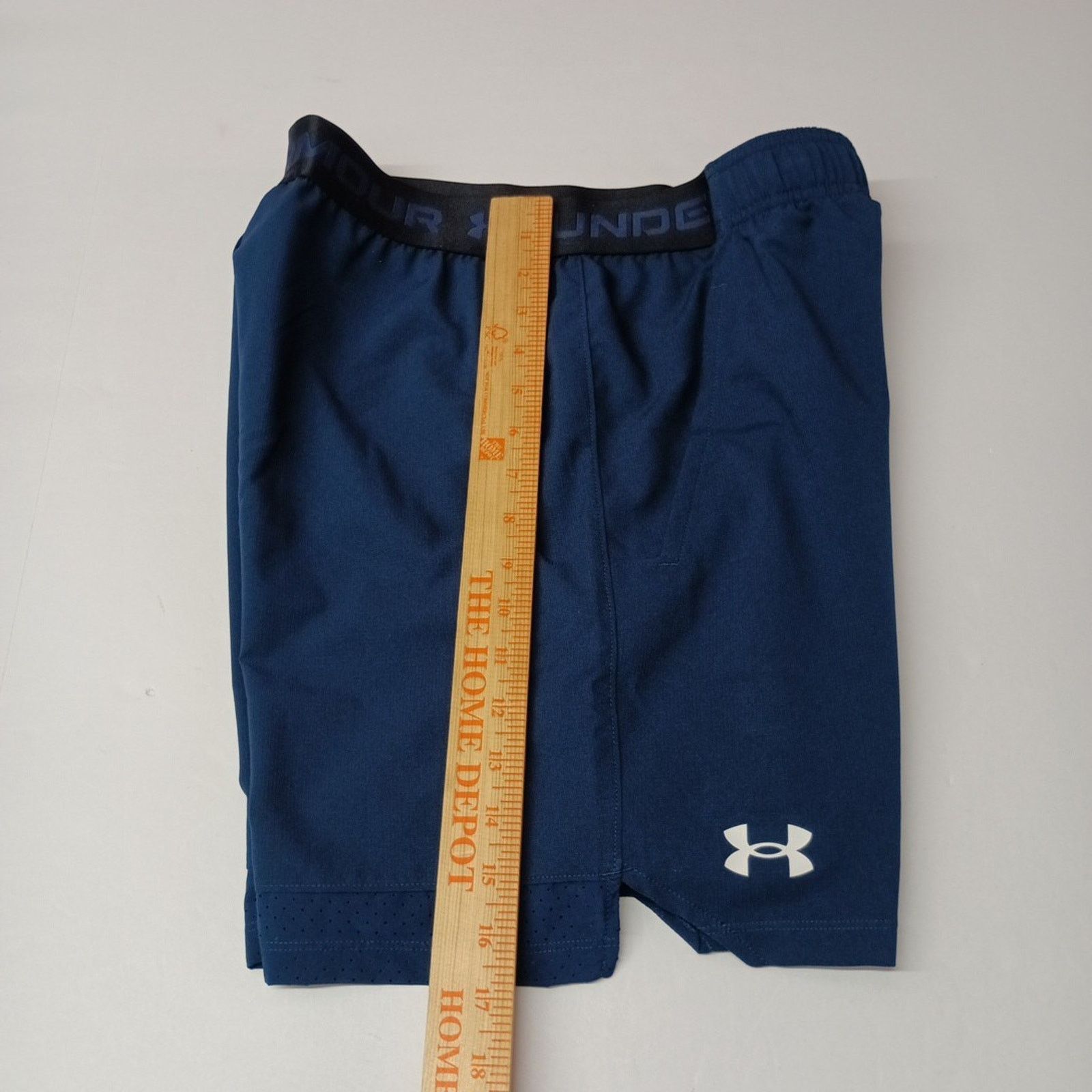 Under Armour Under Armour Mens UA Vanish Woven 6in Shorts Size S Blue NWT Size US 28 / EU 44 - 8 Thumbnail
