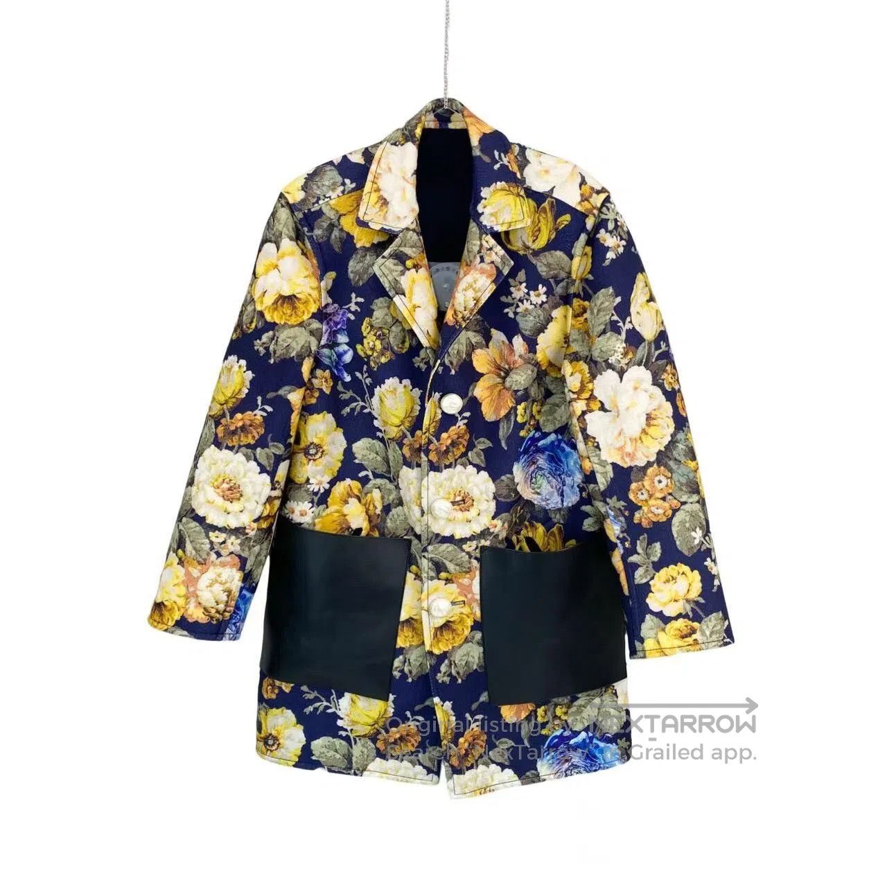Louis Vuitton Louis Vuitton Show off a wool coat on both sides| Size XXS / US 00 / IT 34 - 1 Thumbnail