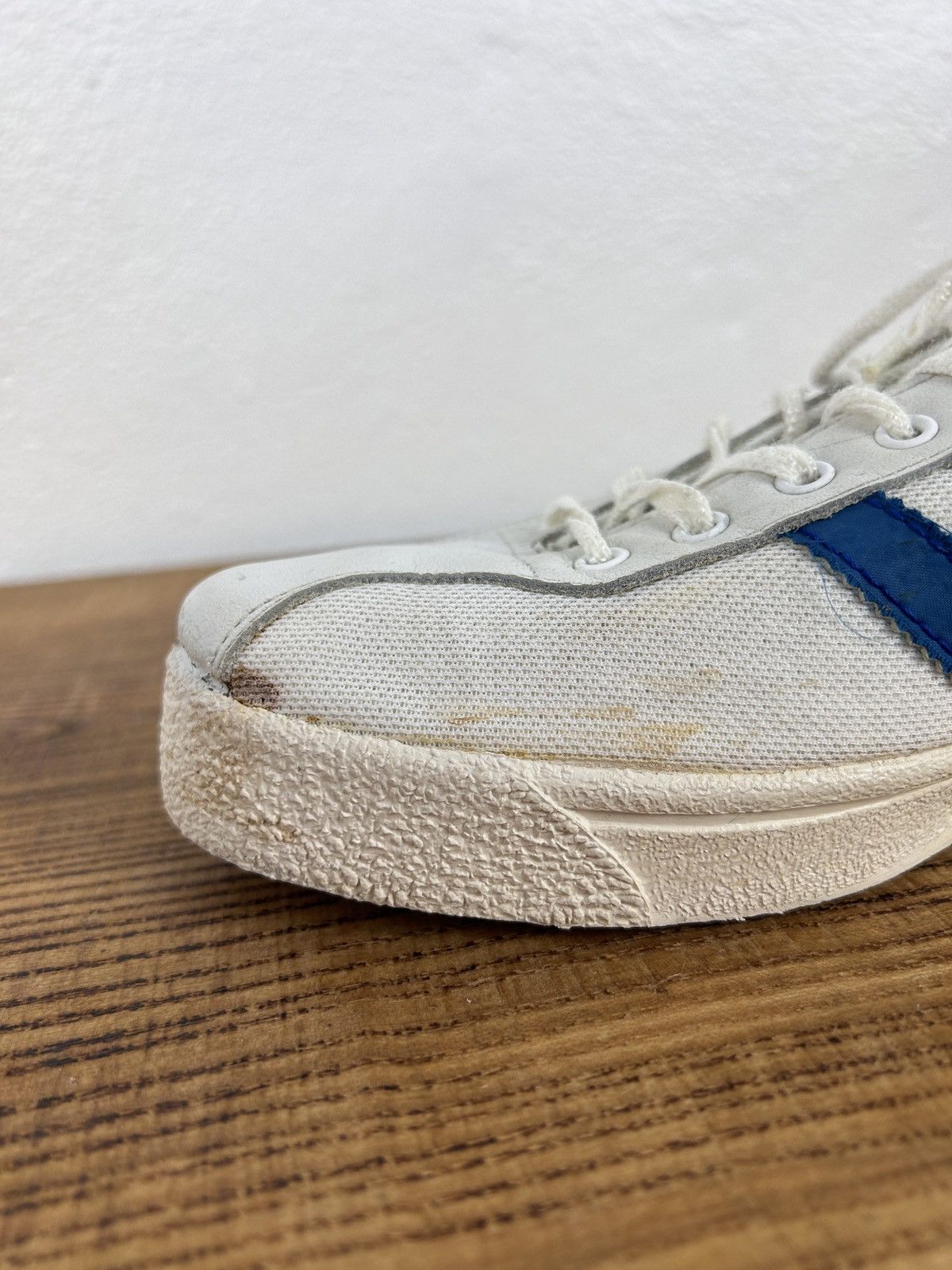 Adidas 70s Vintage Adidas llie Nastase Tennis Archive Shoes Size US 10 / EU 43 - 6 Thumbnail